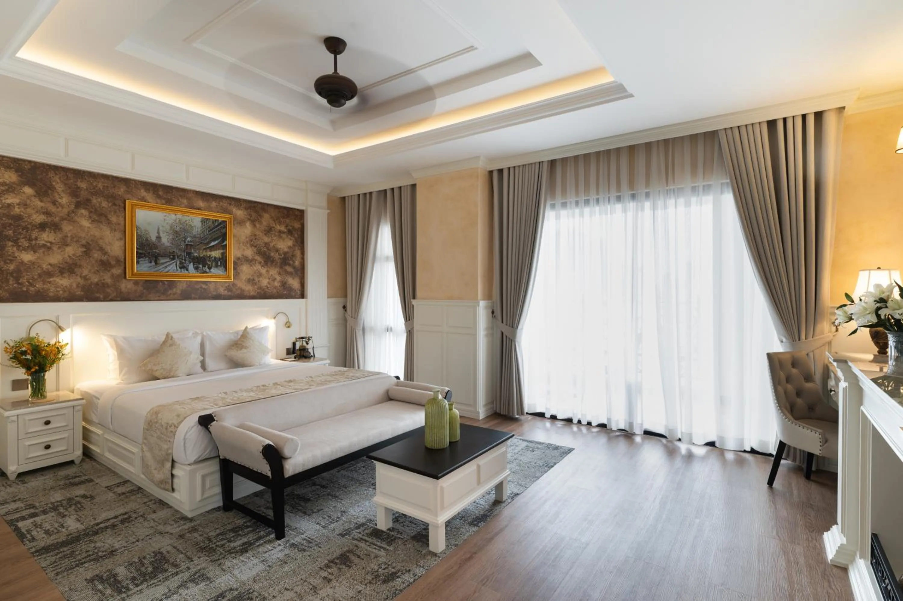 Photo of the whole room, Bed in Anik Palace Hotel