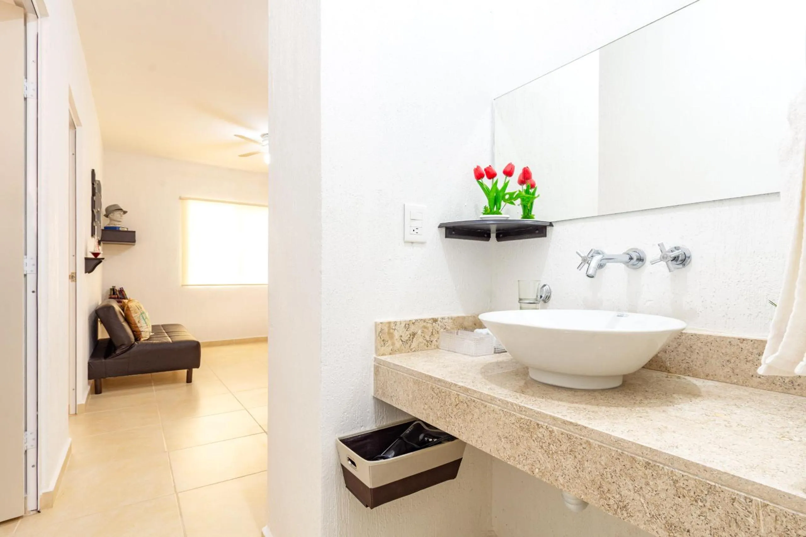 Bathroom in Relaxing & Quite Apt - Full Apartment