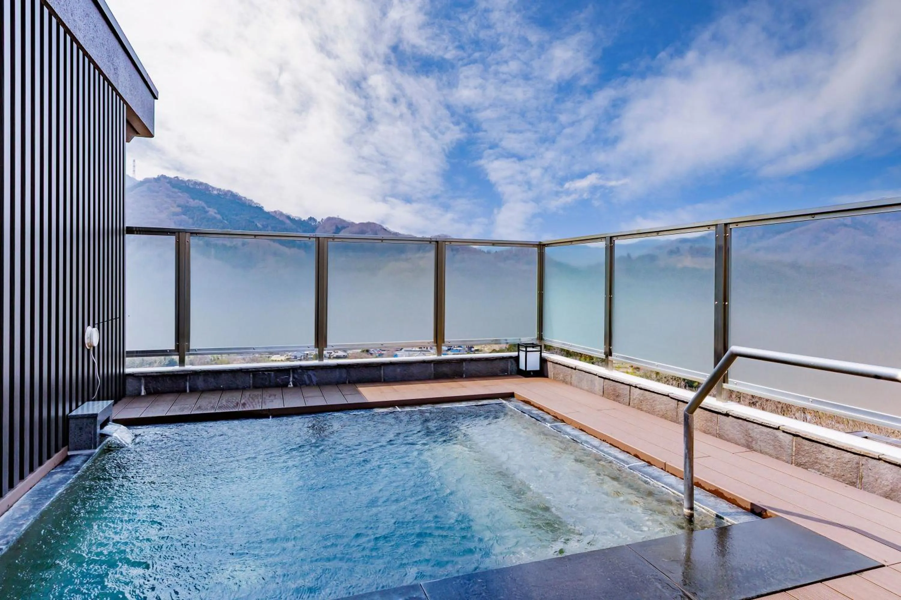 Open Air Bath in KAMENOI HOTEL Nagatoro Yorii