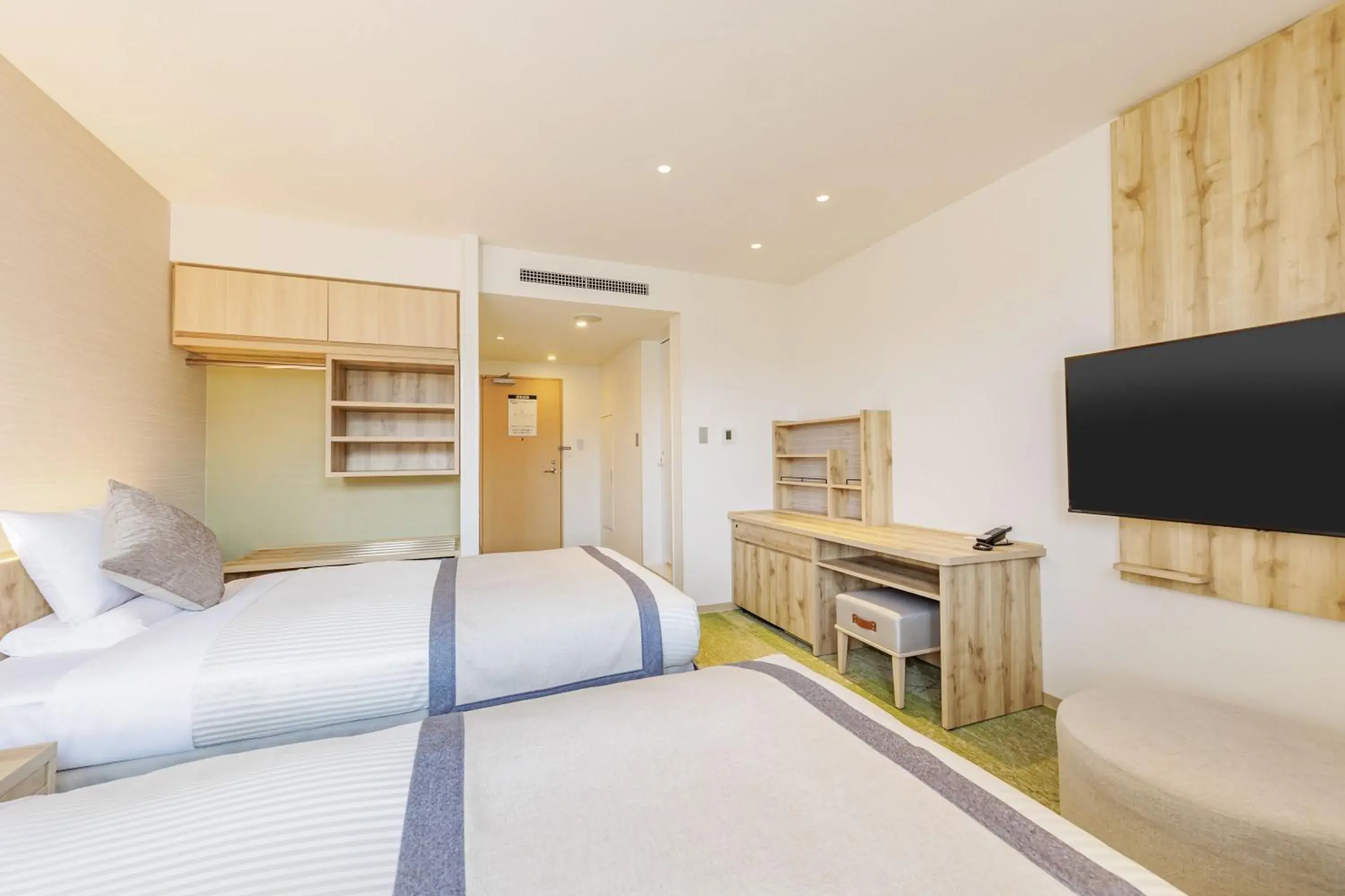 Photo of the whole room, Bed in KAMENOI HOTEL Nagatoro Yorii Photo of the whole room, Bed in KAMENOI HOTEL Nagatoro Yorii