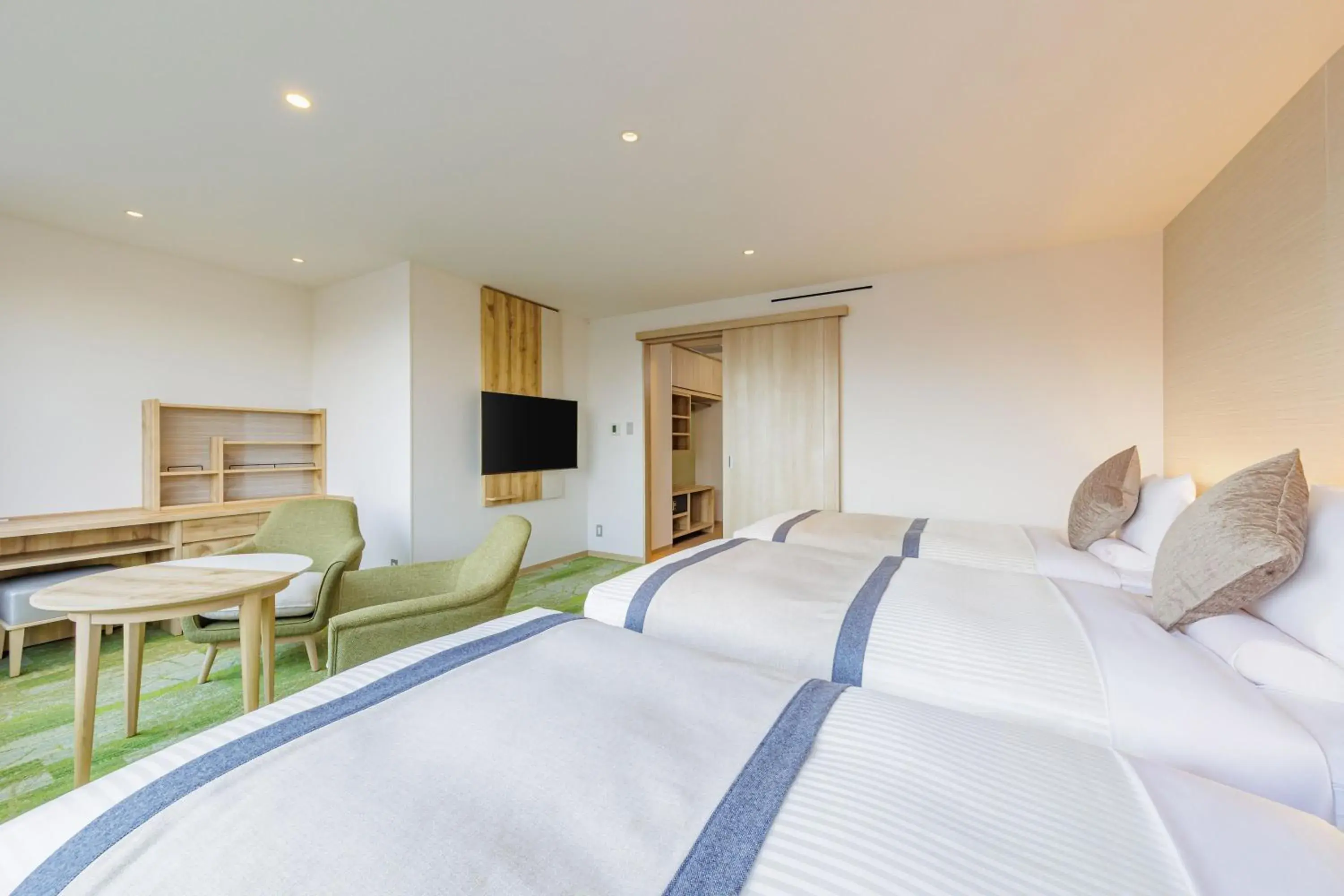 Photo of the whole room, Bed in KAMENOI HOTEL Nagatoro Yorii Photo of the whole room, Bed in KAMENOI HOTEL Nagatoro Yorii