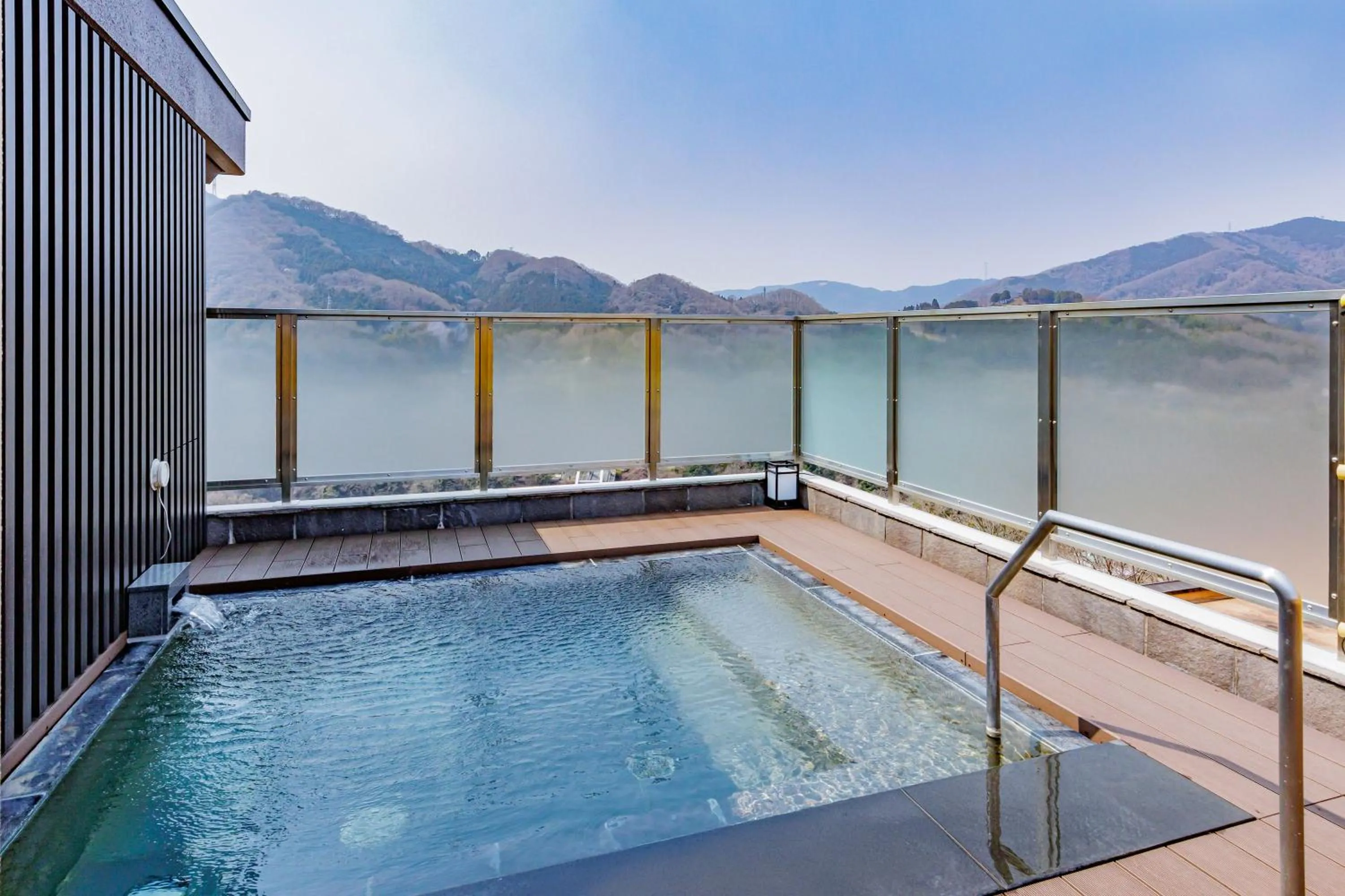 Open Air Bath in KAMENOI HOTEL Nagatoro Yorii