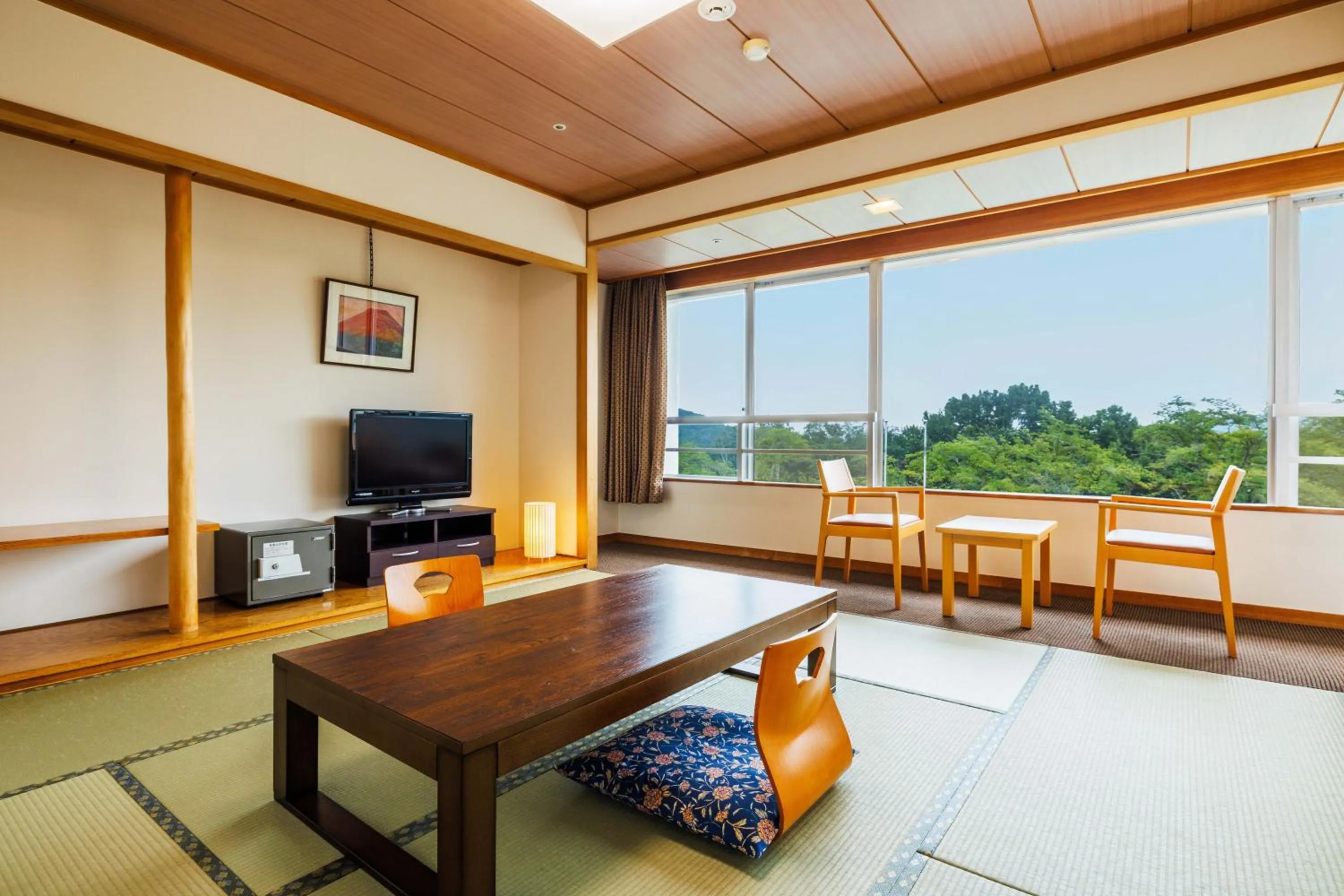 Photo of the whole room in KAMENOI HOTEL Nagatoro Yorii