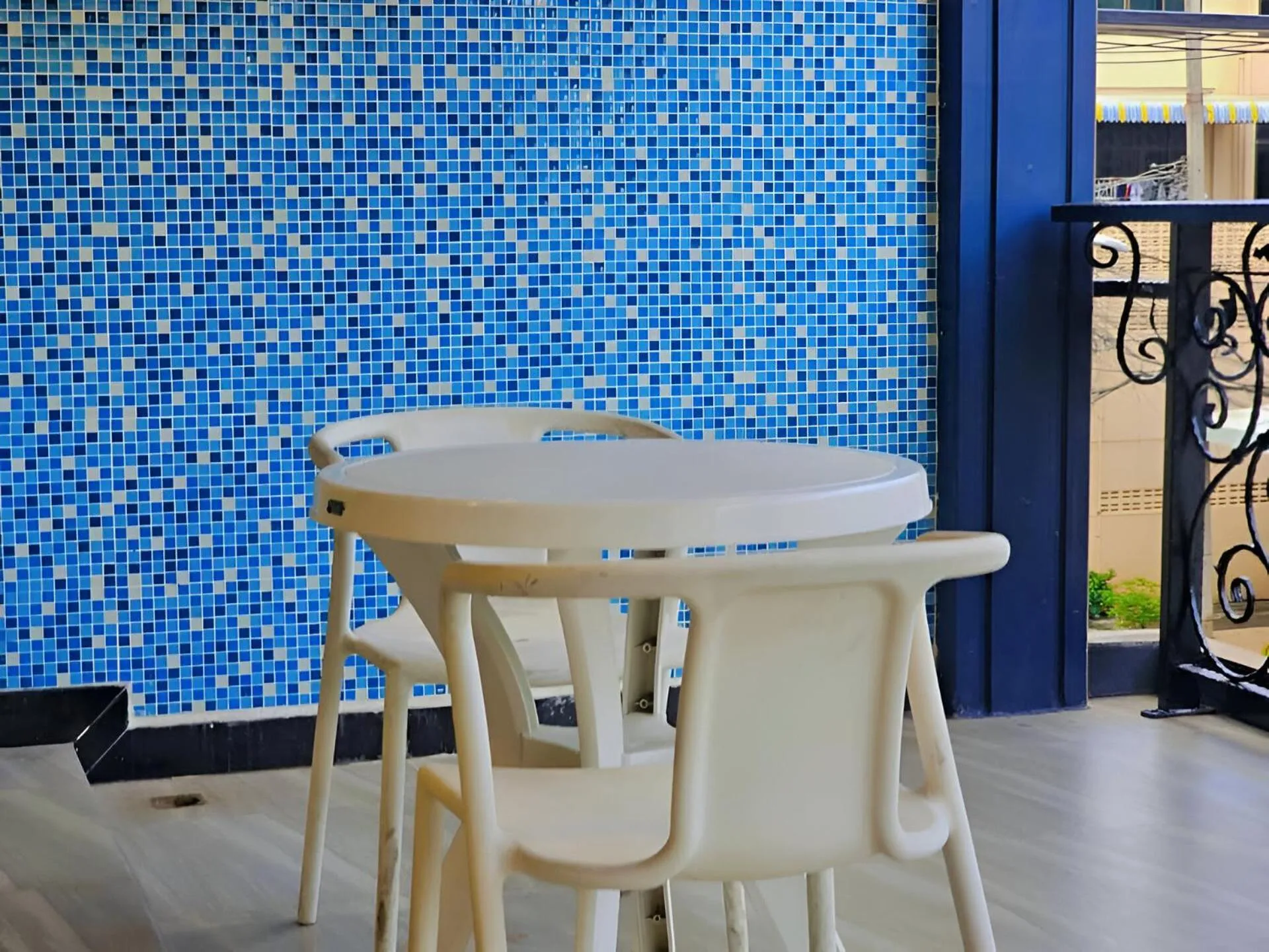 Dining area in Land Royal Residence Pattaya