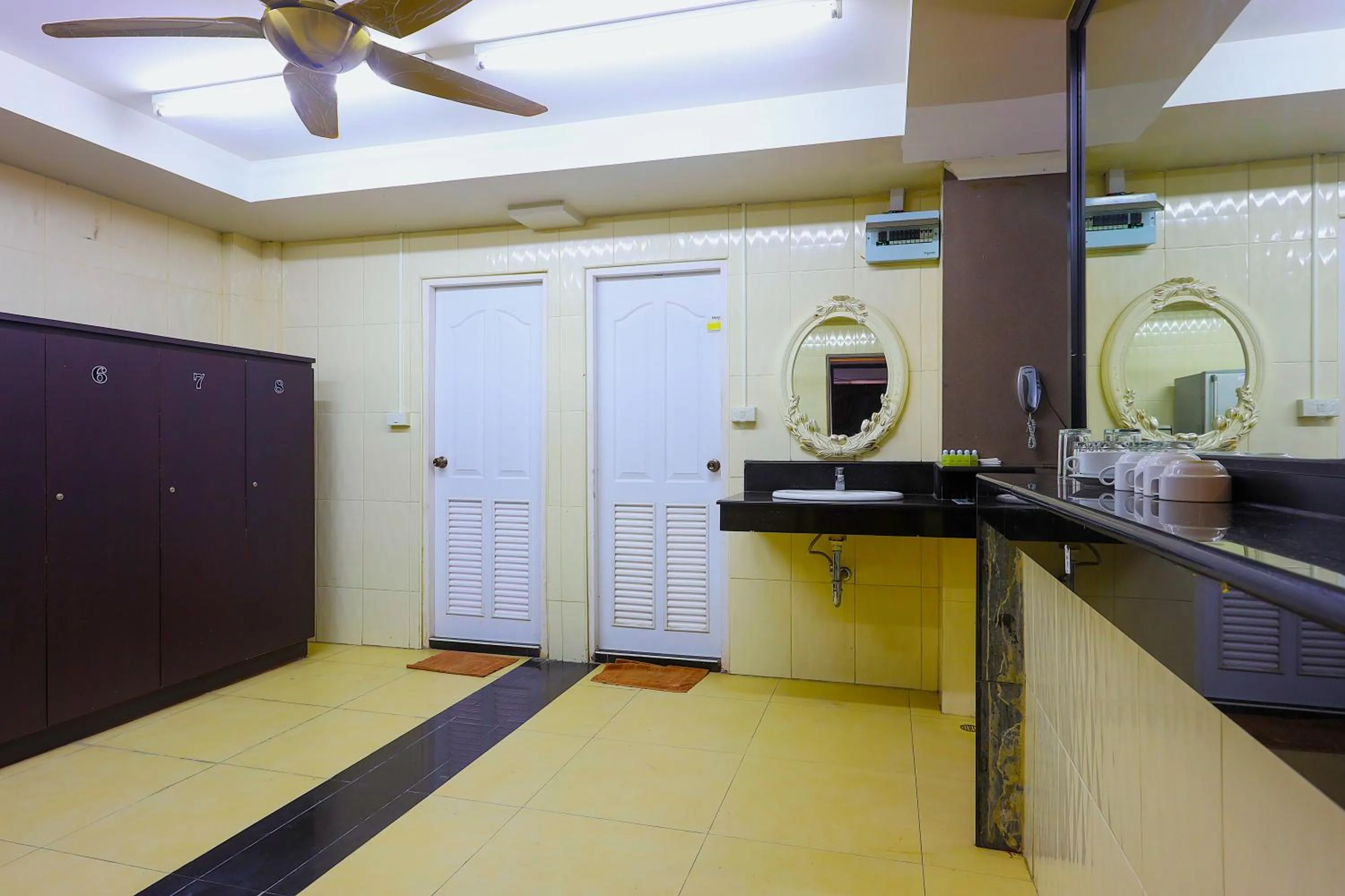 Bathroom in Land Royal Residence Pattaya