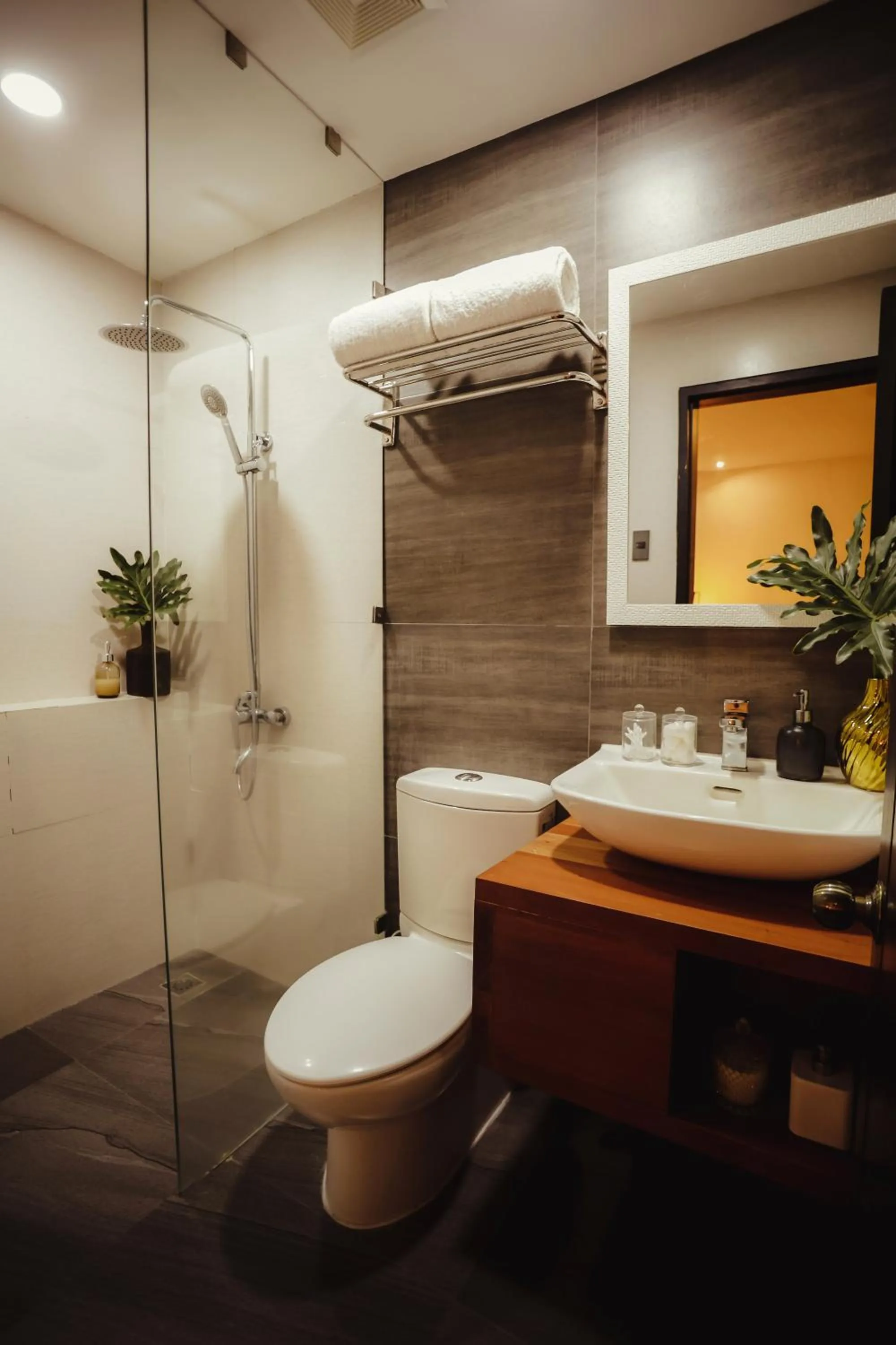 Bathroom in The Bourke Hotel