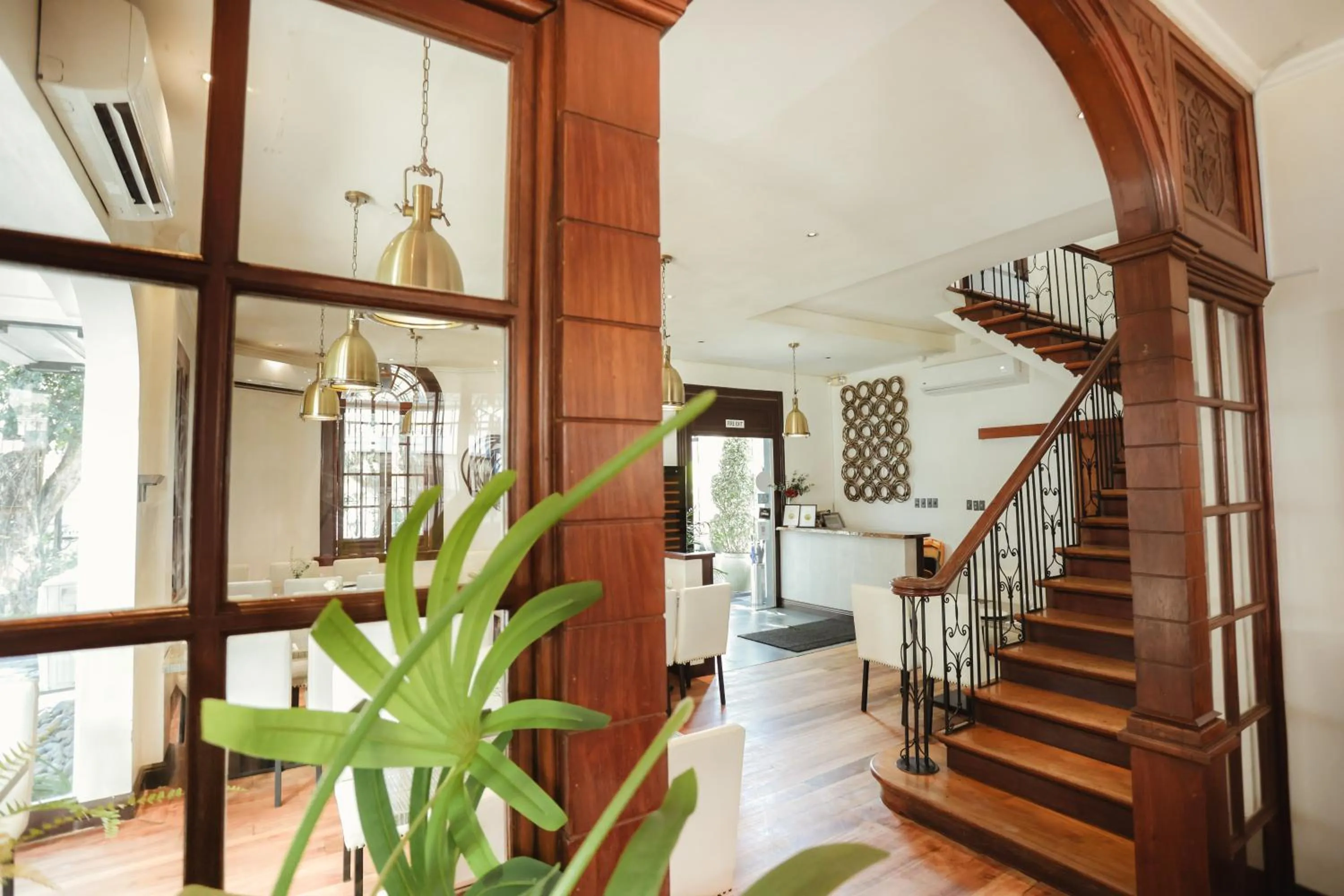 Restaurant/places to eat in The Bourke Hotel