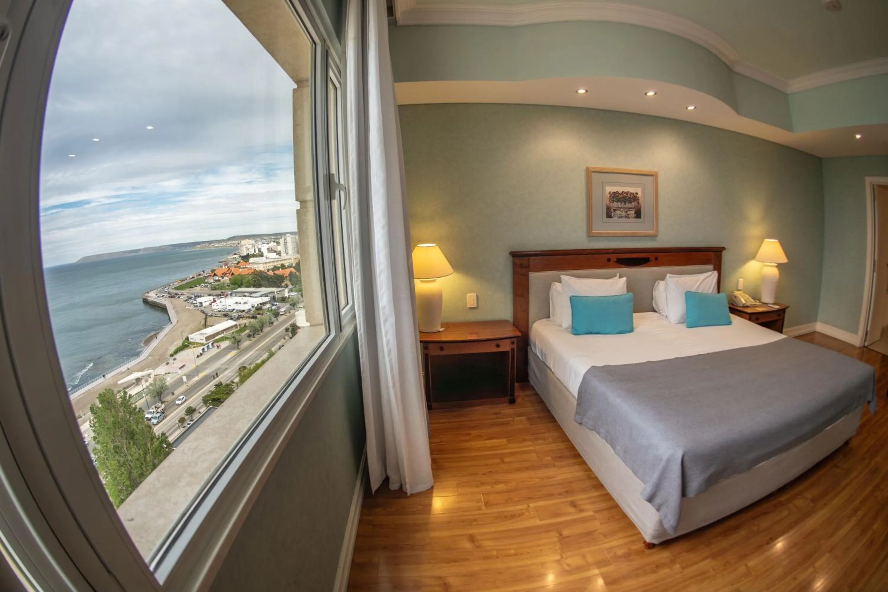 Bed in Lucania Palazzo Hotel