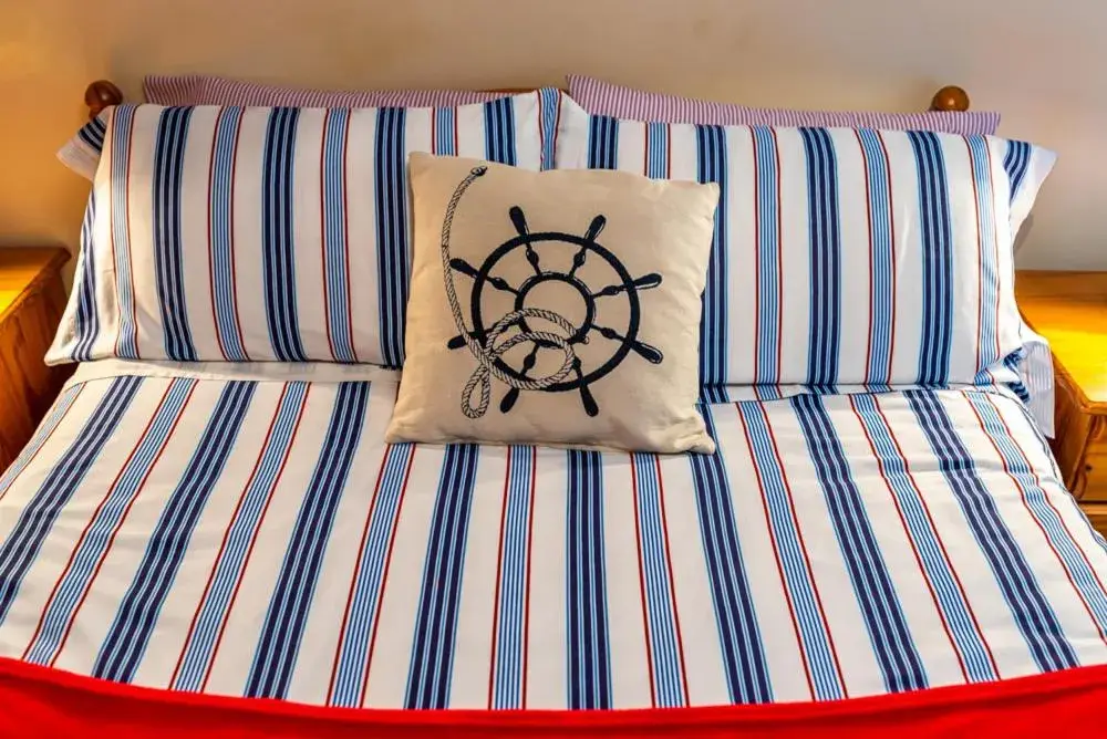 Double Room with Private Bathroom in Seawinds Bed and Breakfast Double Room with Private Bathroom in Seawinds Bed and Breakfast