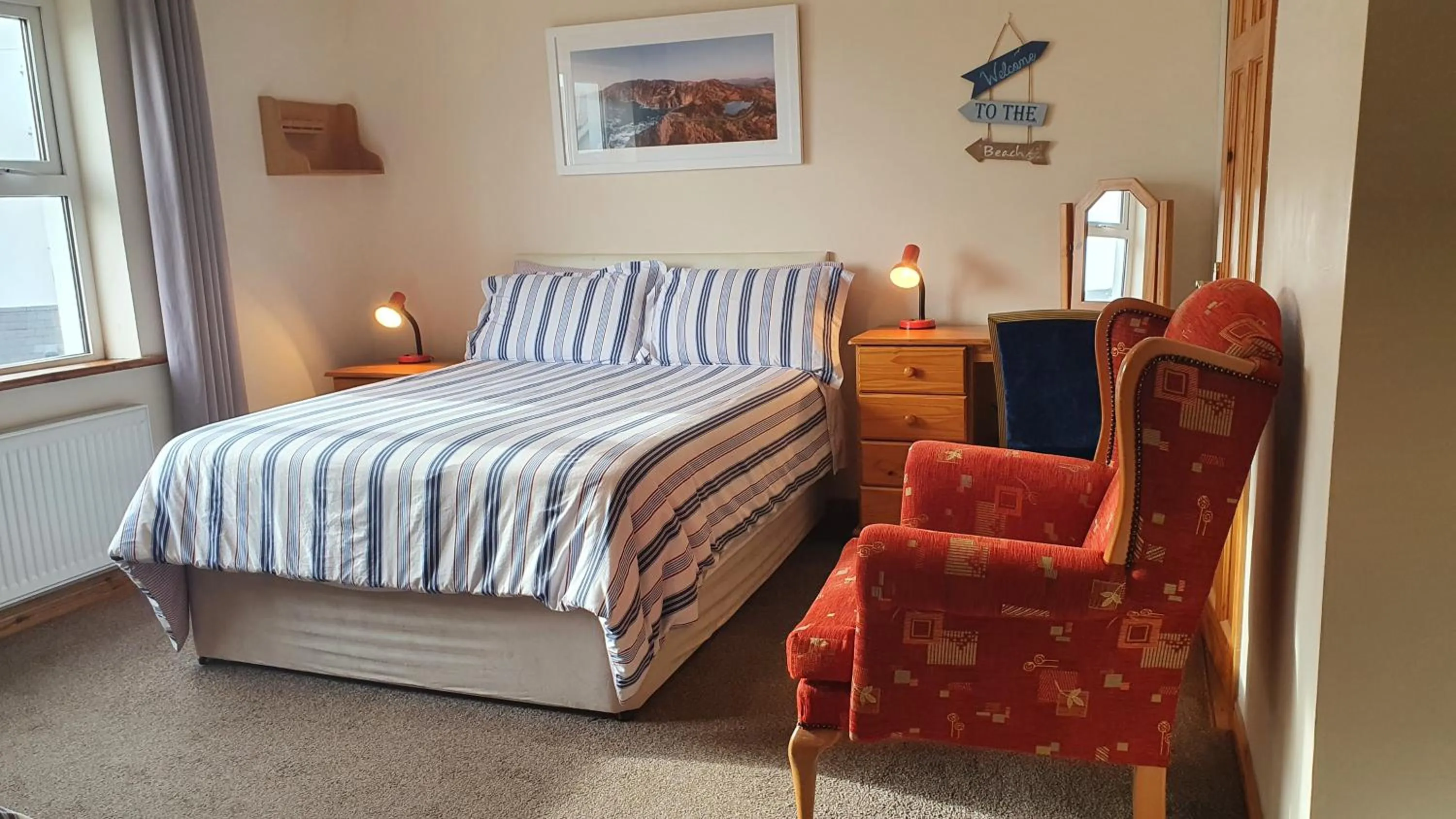 Bed in Seawinds Bed and Breakfast