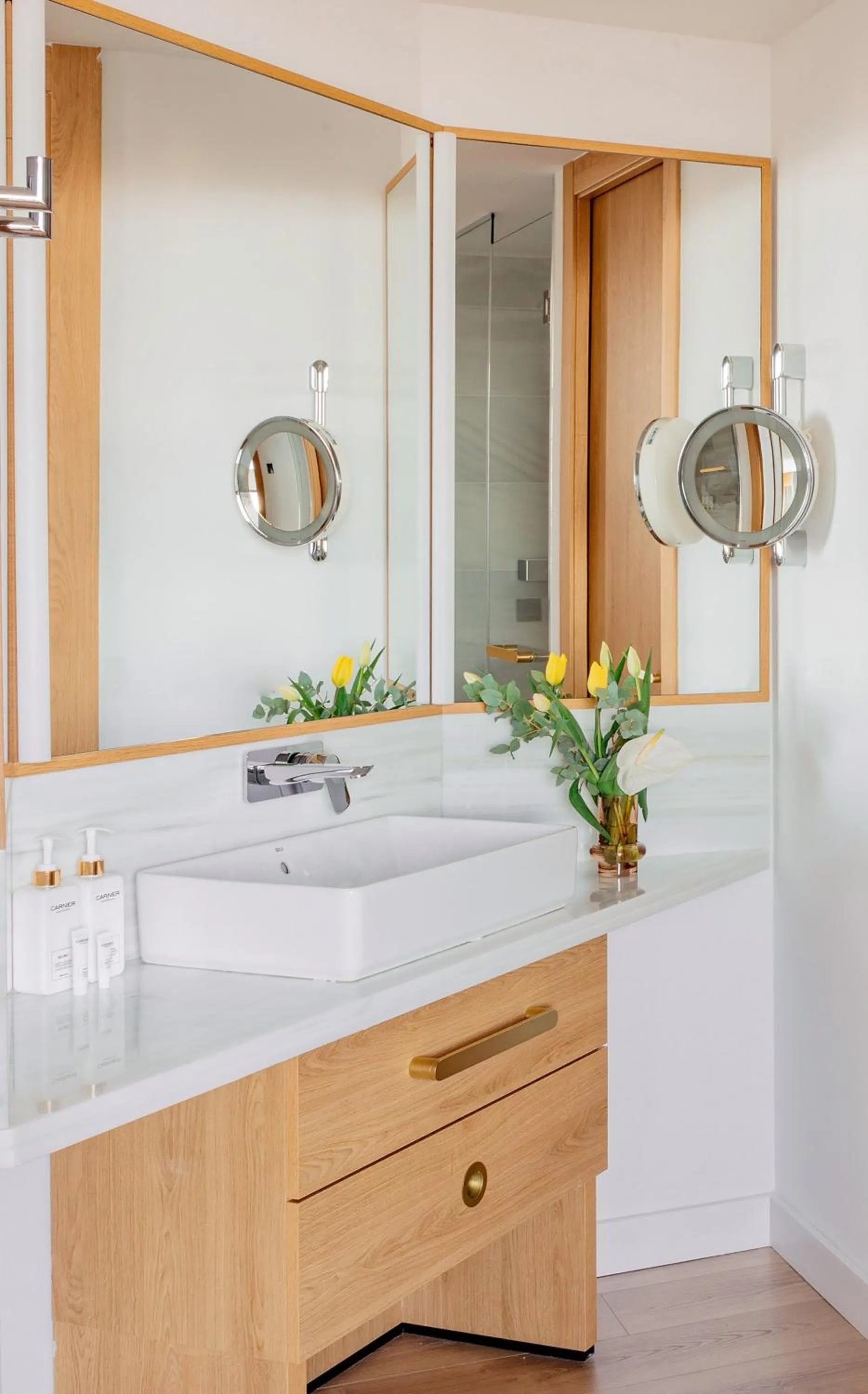 Bathroom in Torre Melina, a Gran Meliá Hotel
