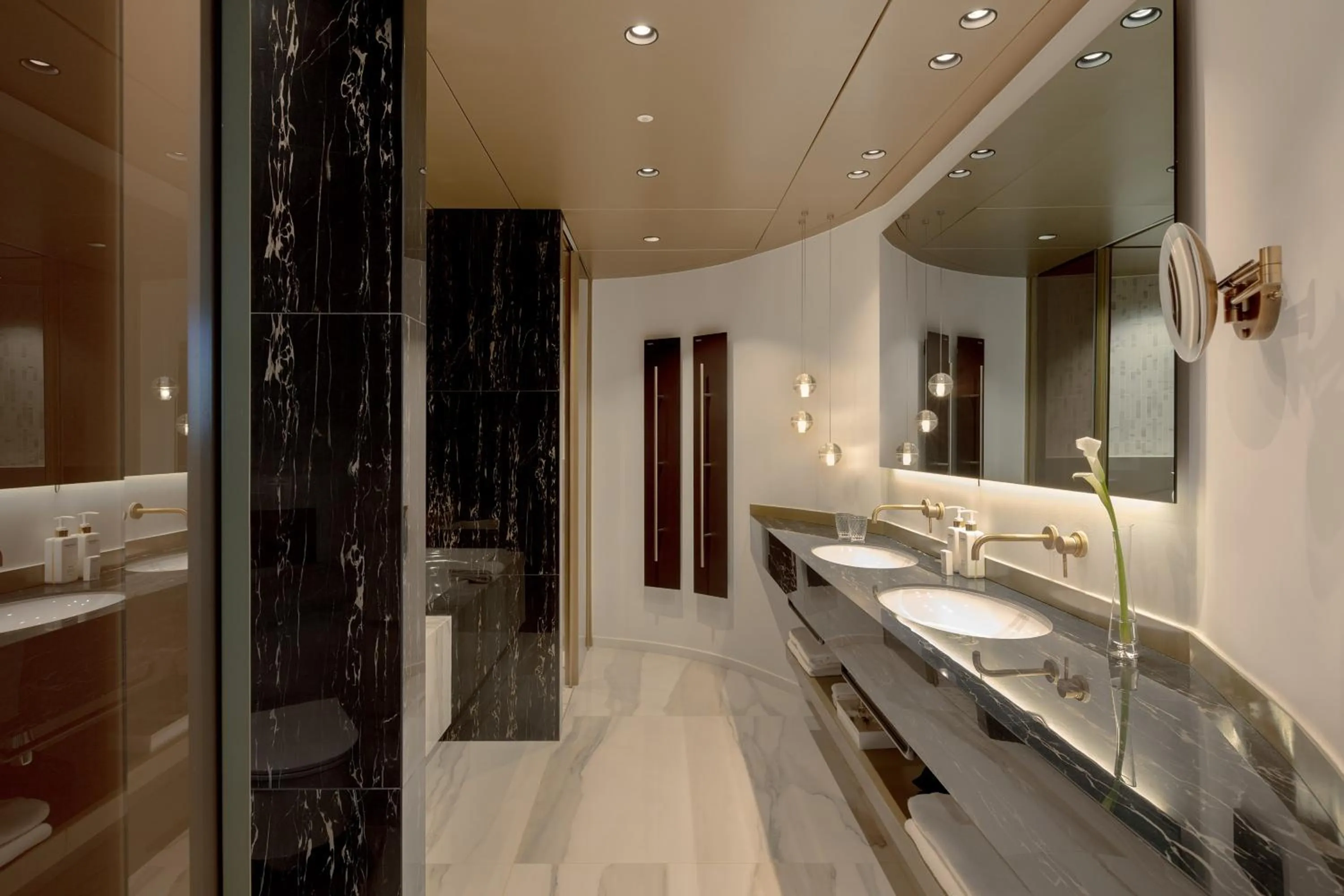 Bathroom in Torre Melina, a Gran Meliá Hotel