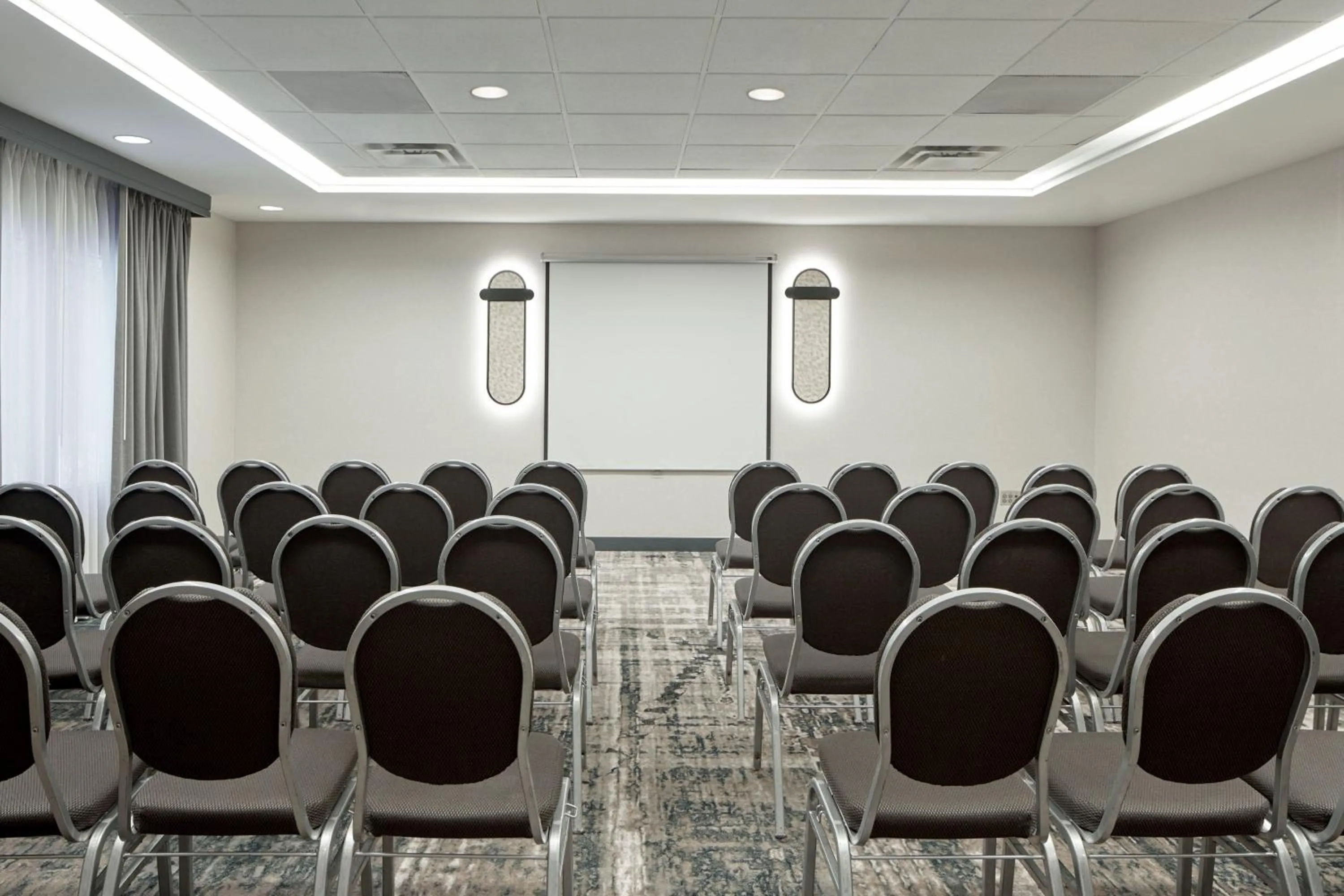 Meeting/conference room in Detroit Metro Airport Marriott