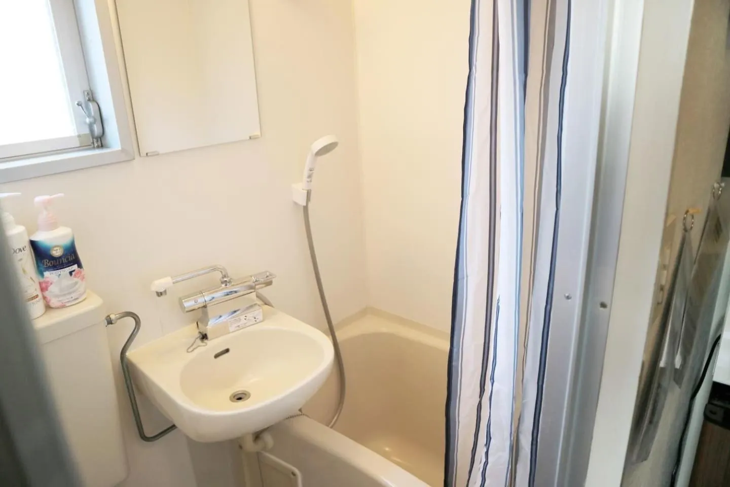 Shower in Joinus Ise Apartment by Tranova