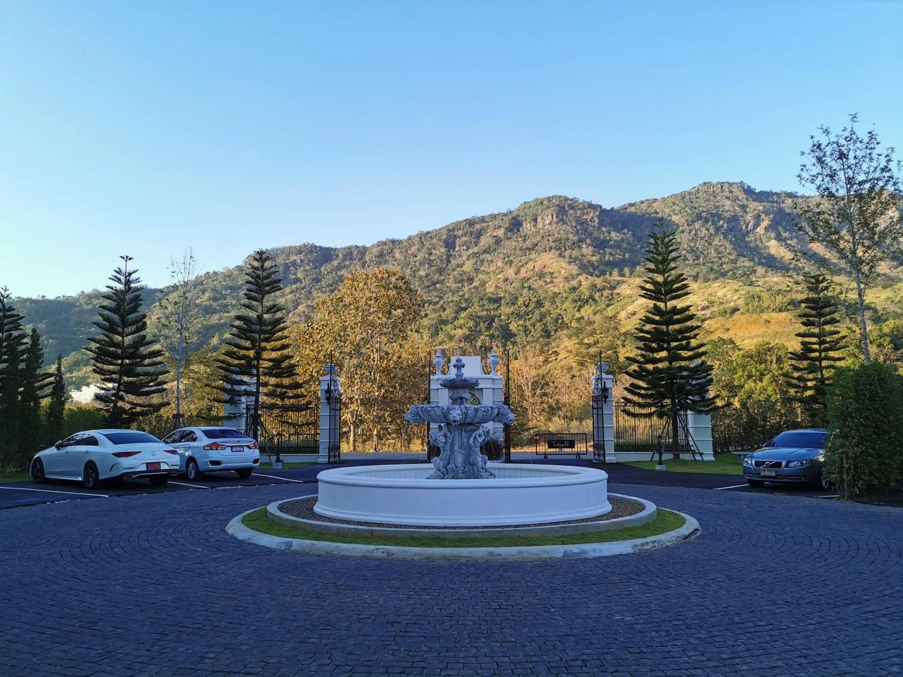 Facade/entrance in The Castell Condo by Nutthiwan room 912 and 921