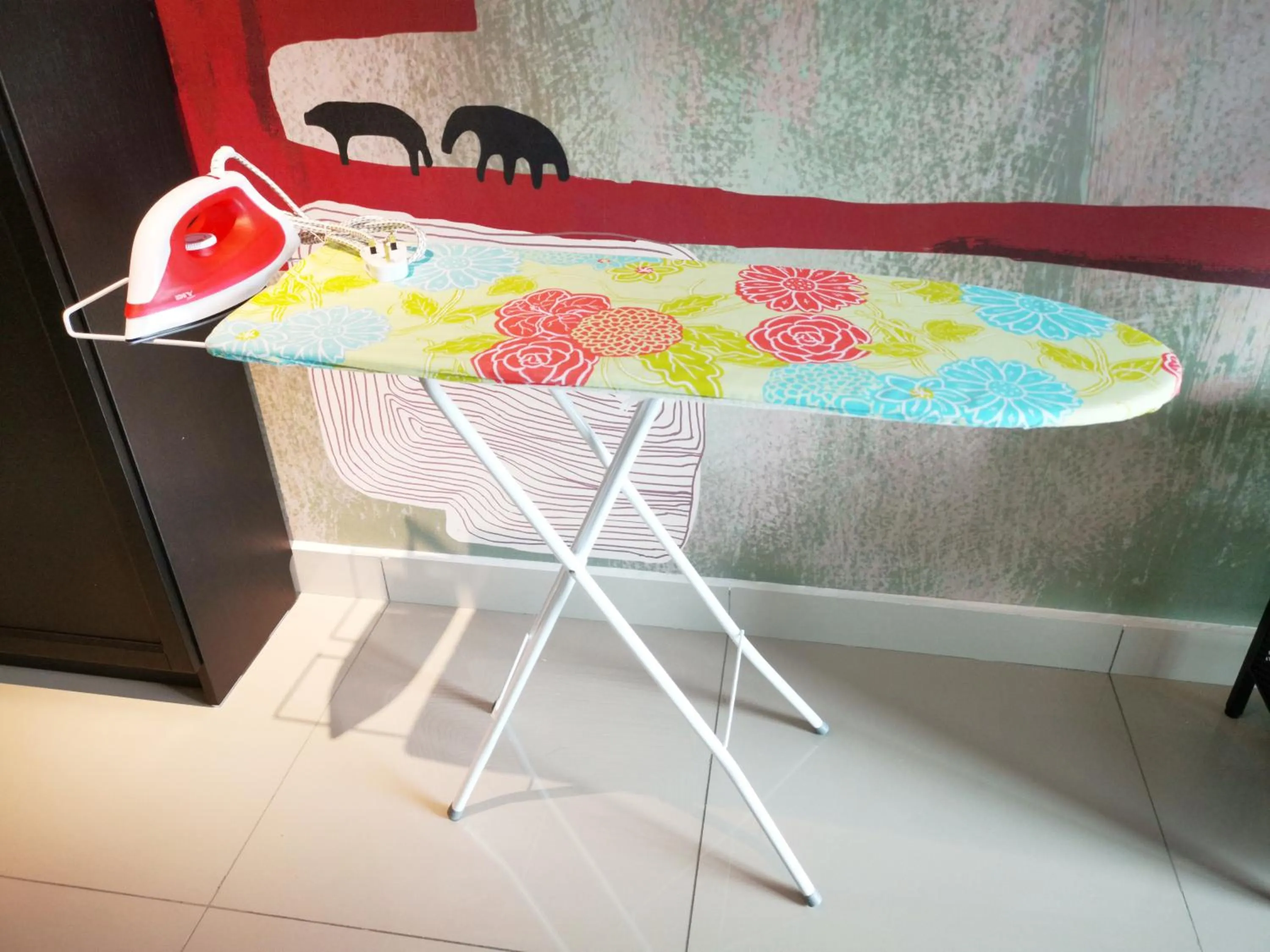 Pinnacle Tower Homestay by Home Cube