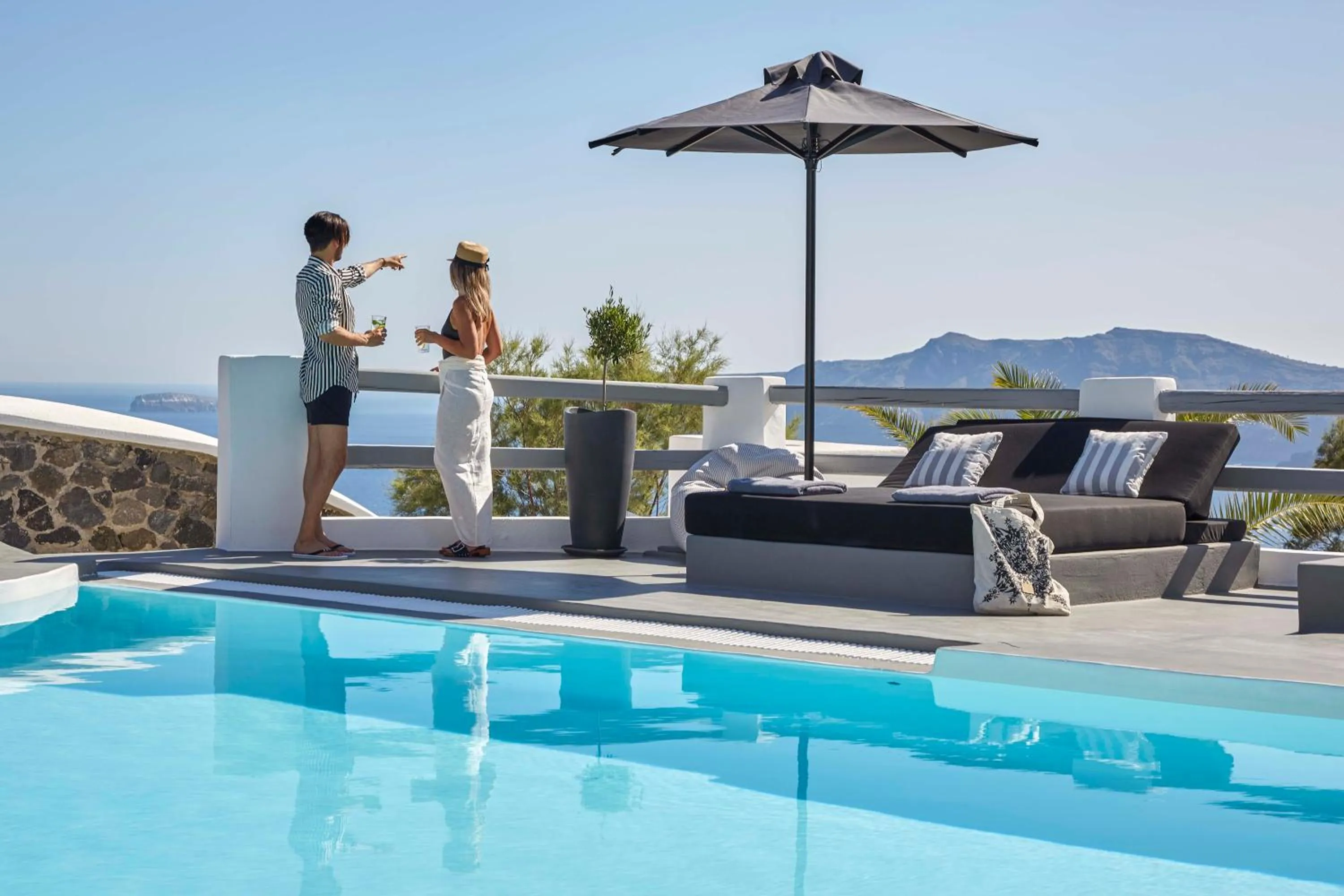 Swimming pool in Mr and Mrs White Oia - Santorini