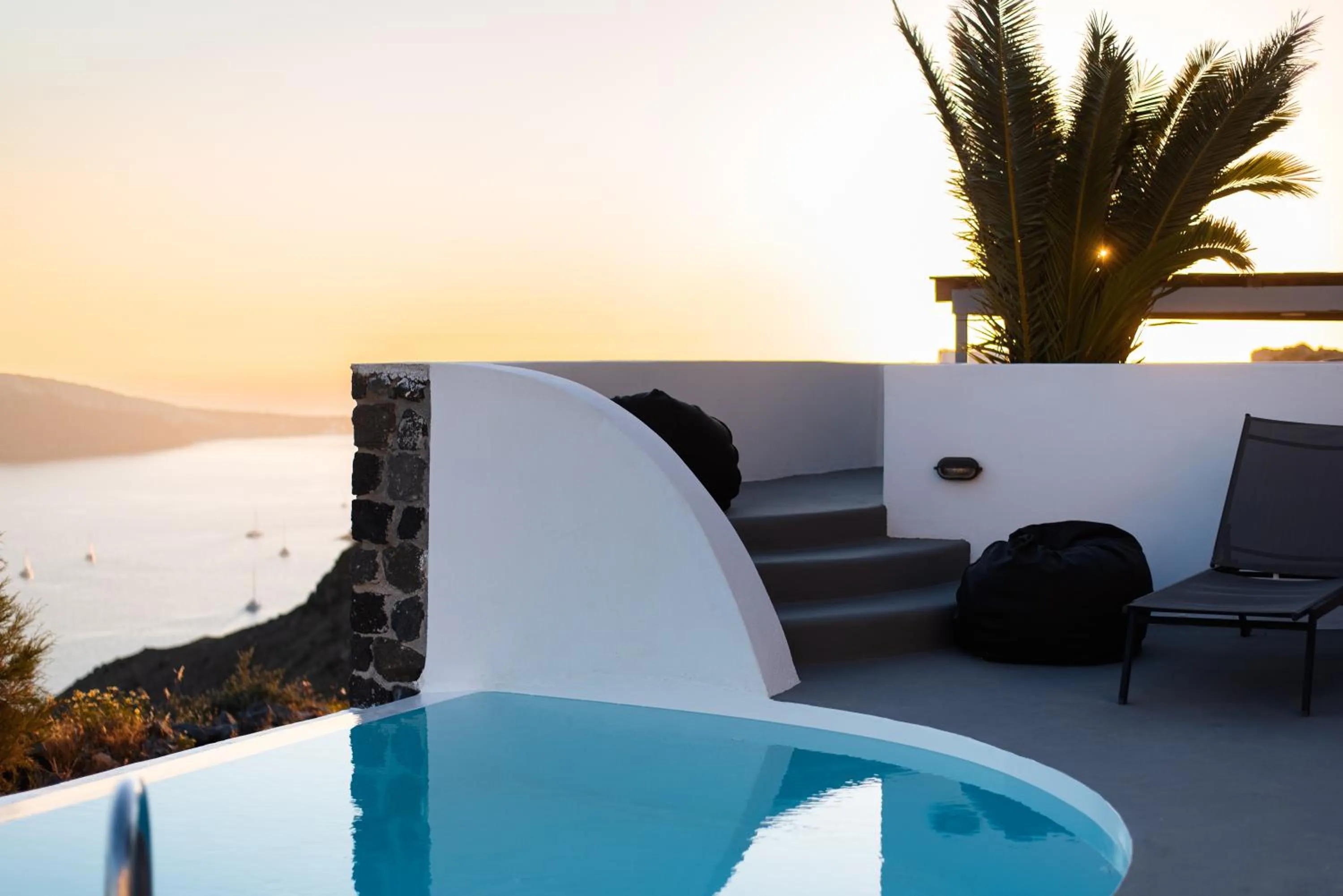 Sea view in Mr & Mrs White Oia - Santorini