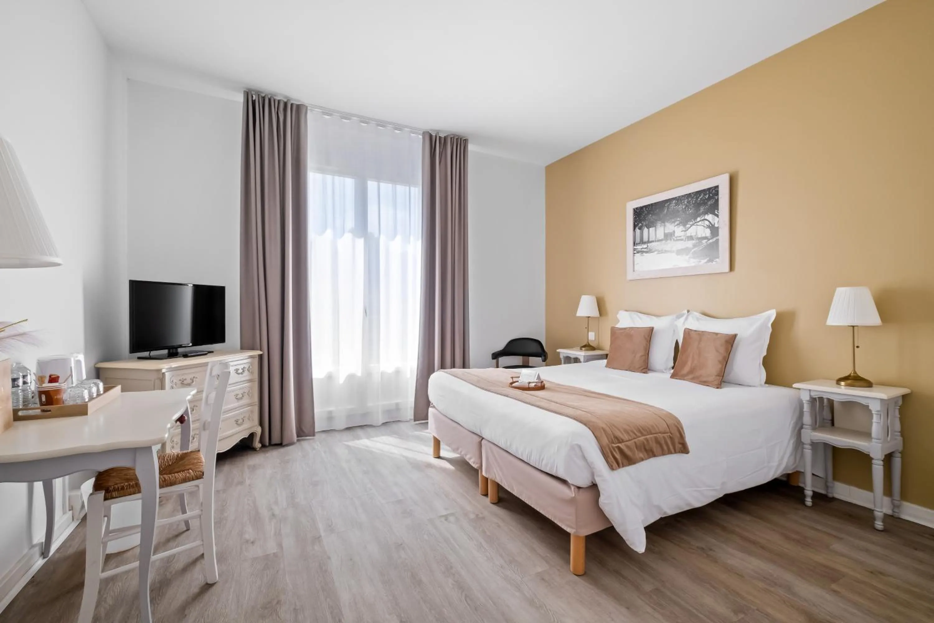 Bedroom, Bed in Hotel Saint Paul