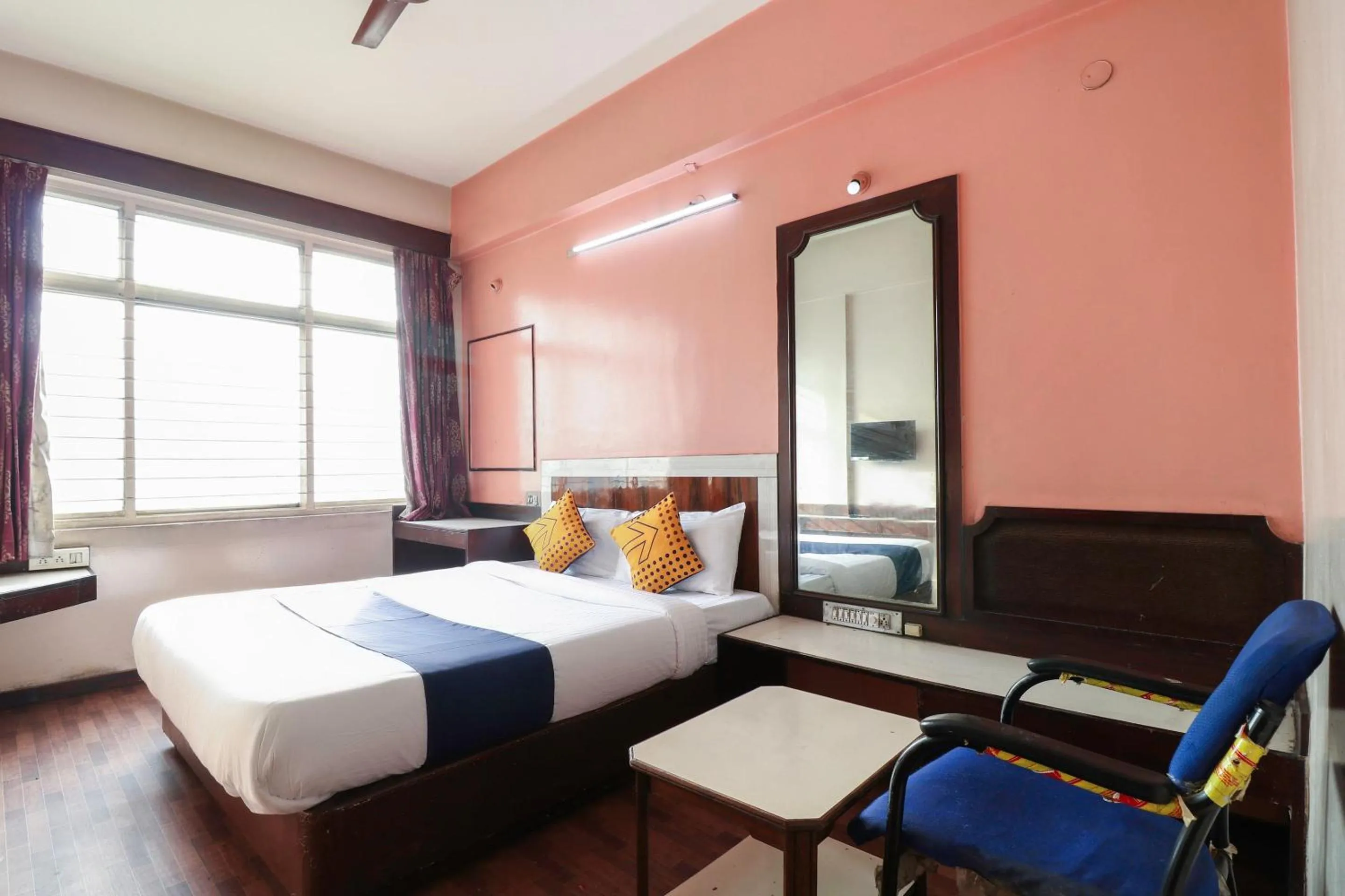 Bedroom, Bed in Super Hotel O Archana Inn