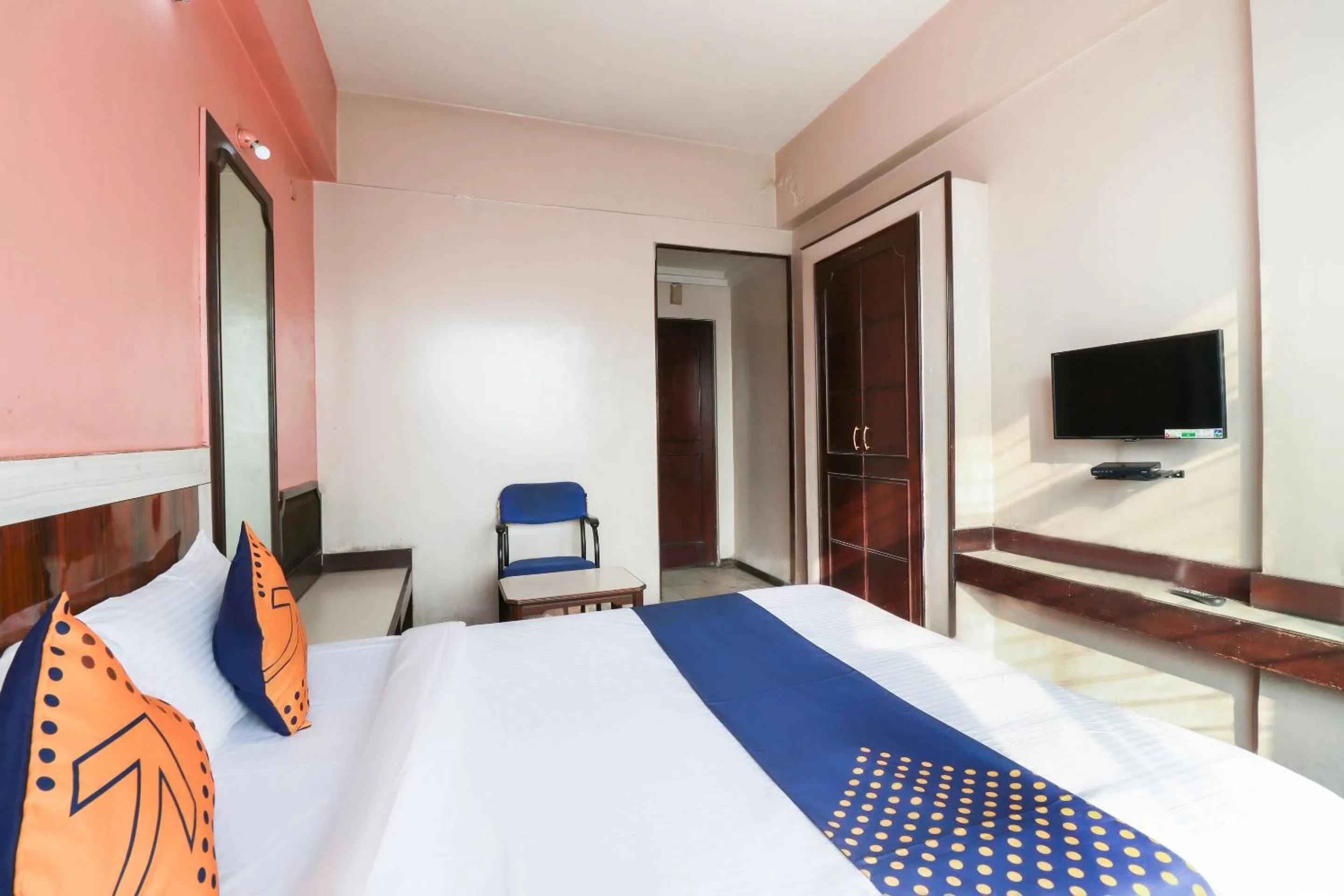 Bedroom, Bed in Super Hotel O Archana Inn