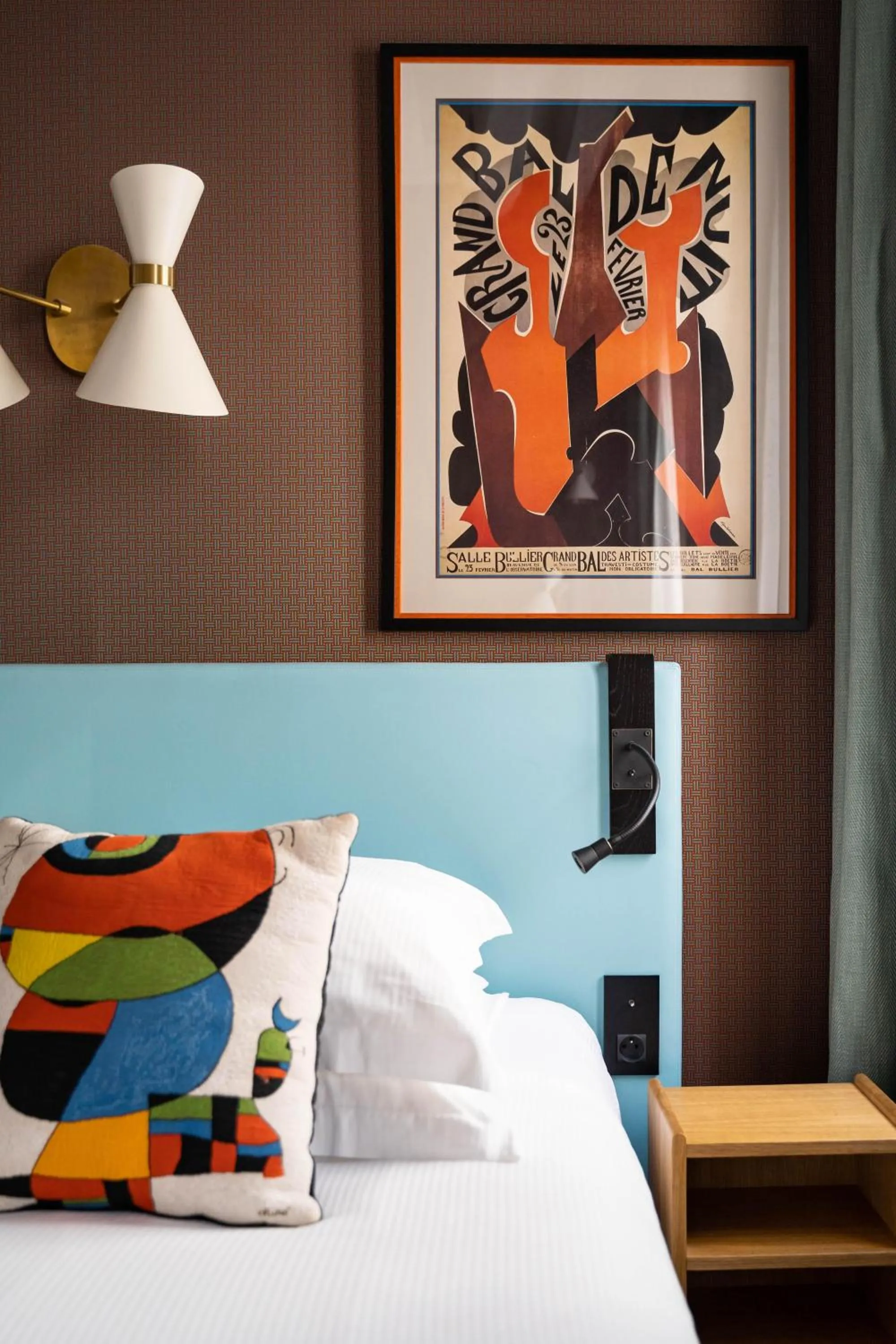 Photo of the whole room, Bed in Hôtel Artus