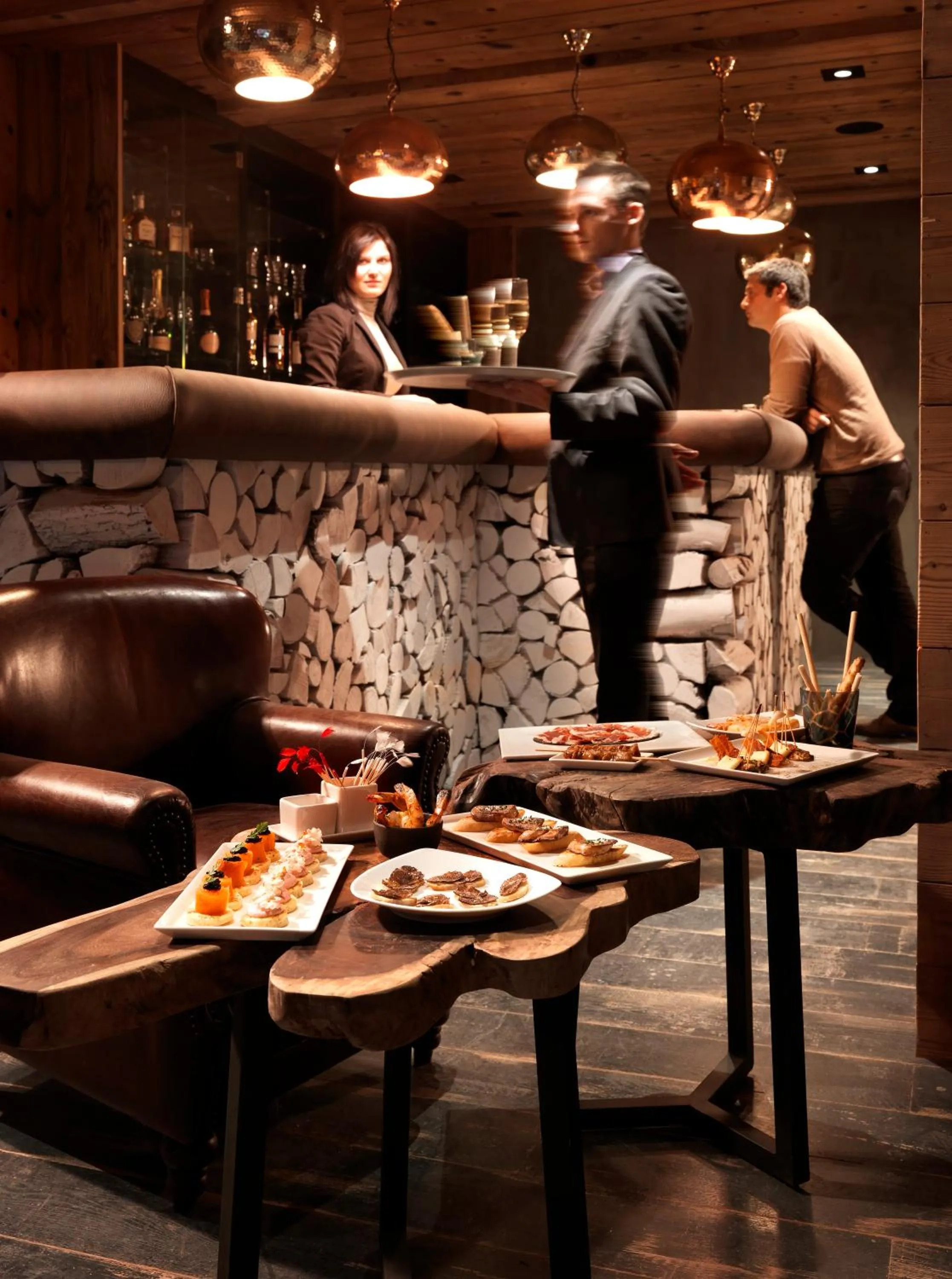 Restaurant/places to eat in M de Megève