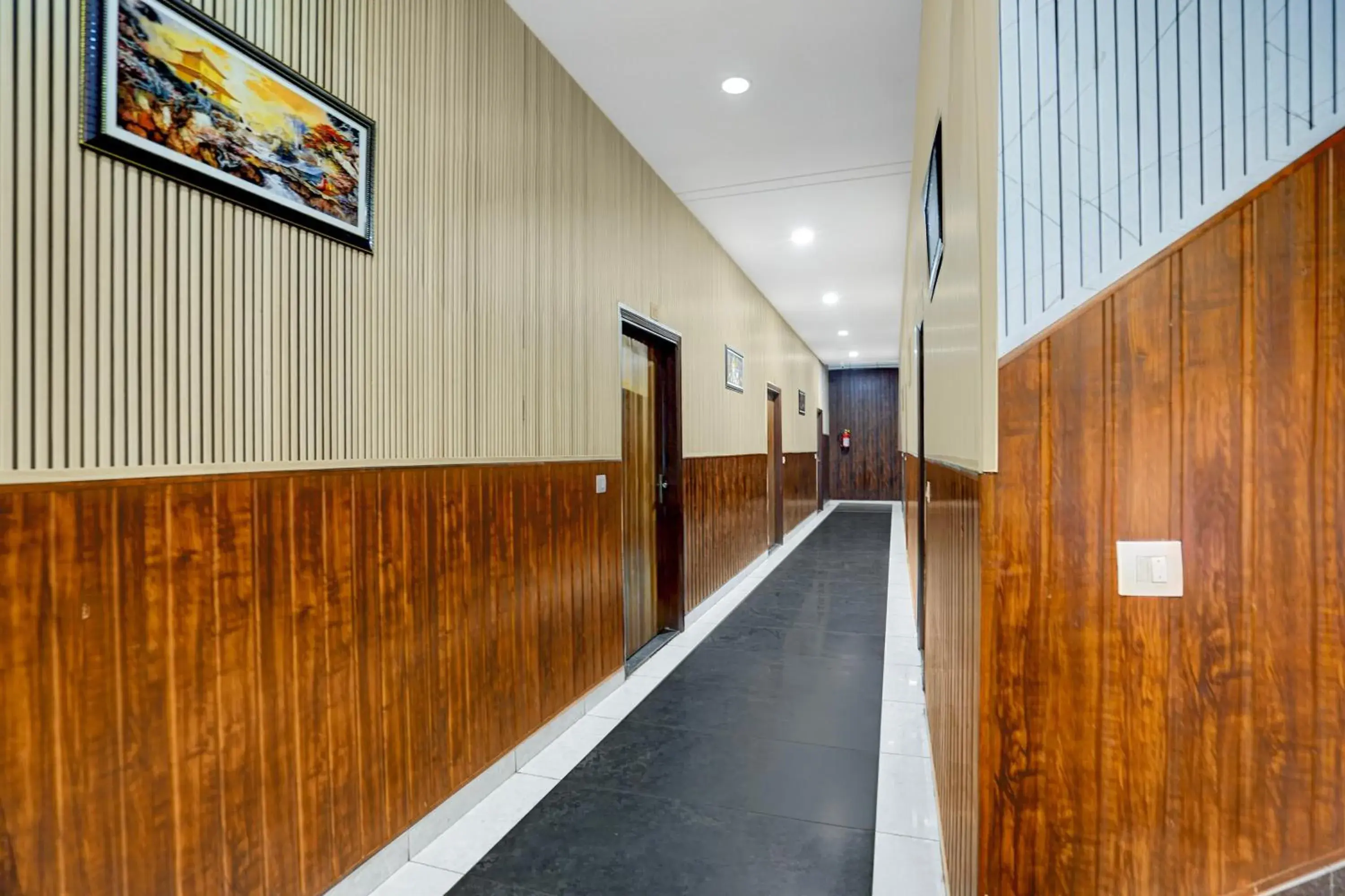 Lobby or reception in Super Hotel O Silver Arc Mall Ludhiana Formerly White Solitaire Lobby or reception in Super Hotel O Silver Arc Mall Ludhiana Formerly White Solitaire