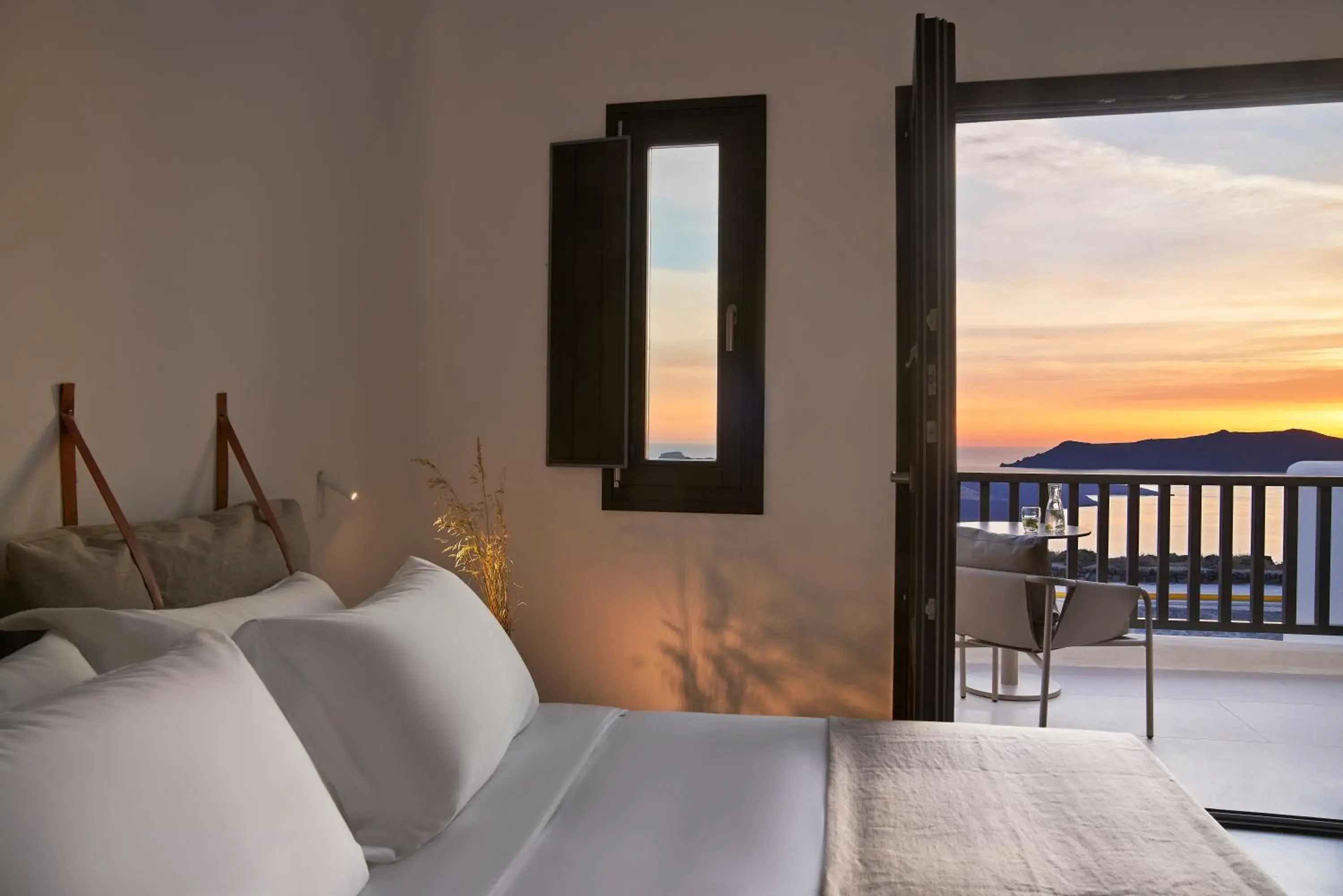 Sunset, Bed in Orama Hotel & Spa Sunset, Bed in Orama Hotel & Spa