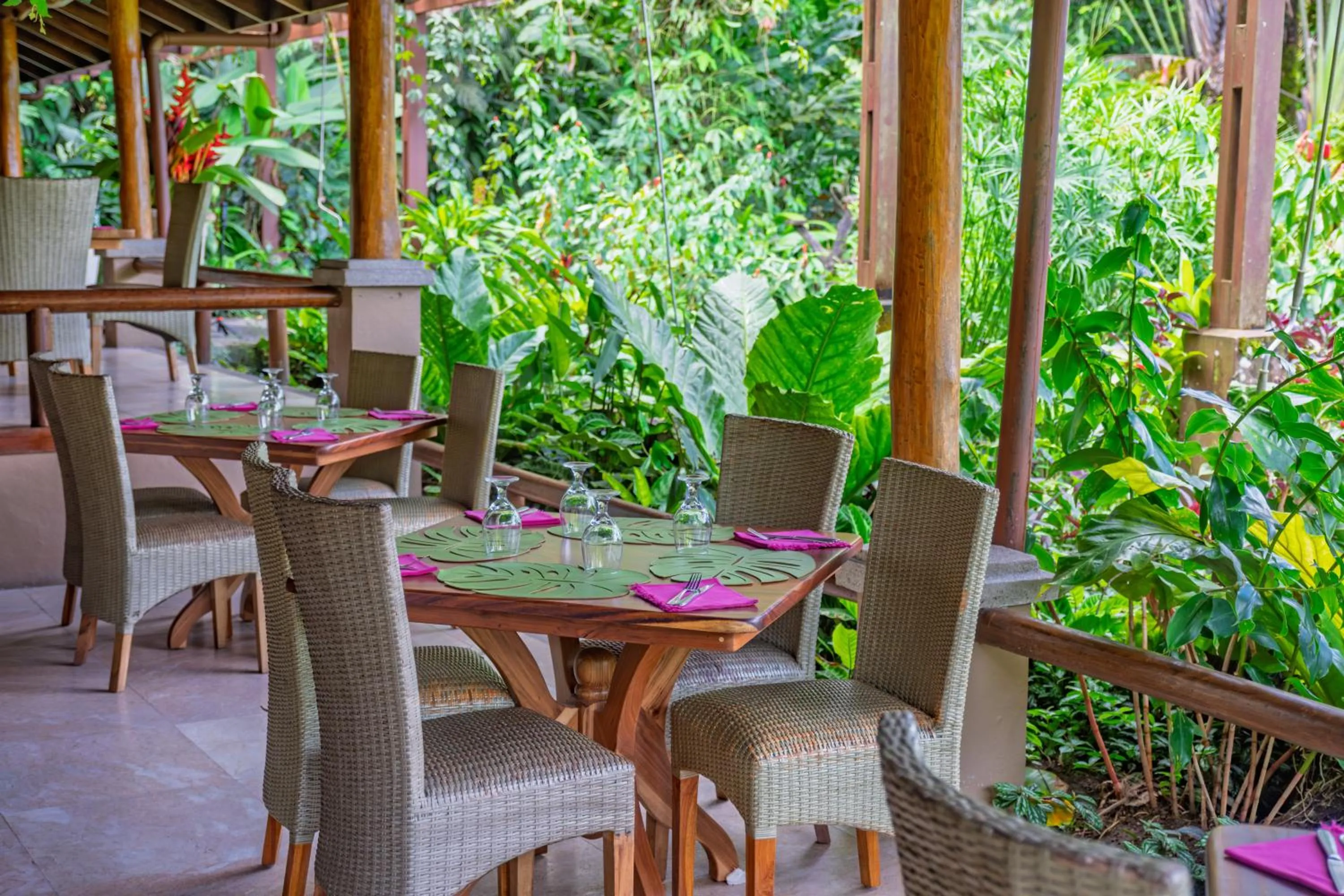 Restaurant/places to eat in Lost Iguana Resort and Spa