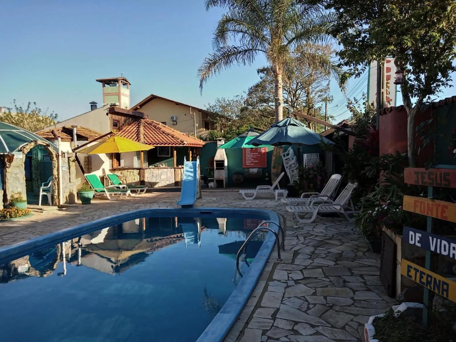 Property building in Pousada Vila D' Itália