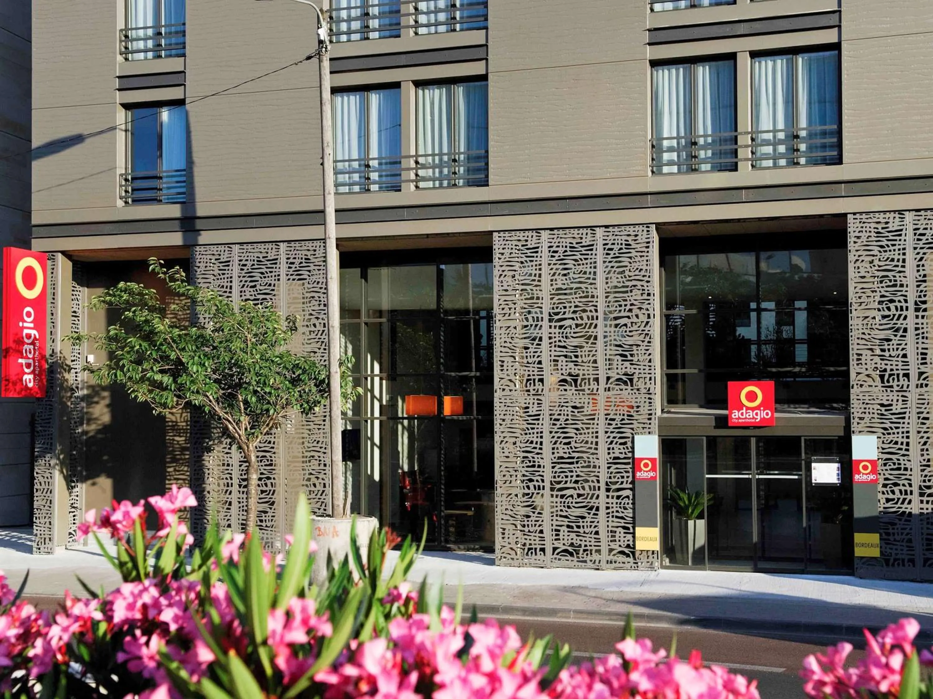 Property building in Aparthotel Adagio Bordeaux Centre Gambetta