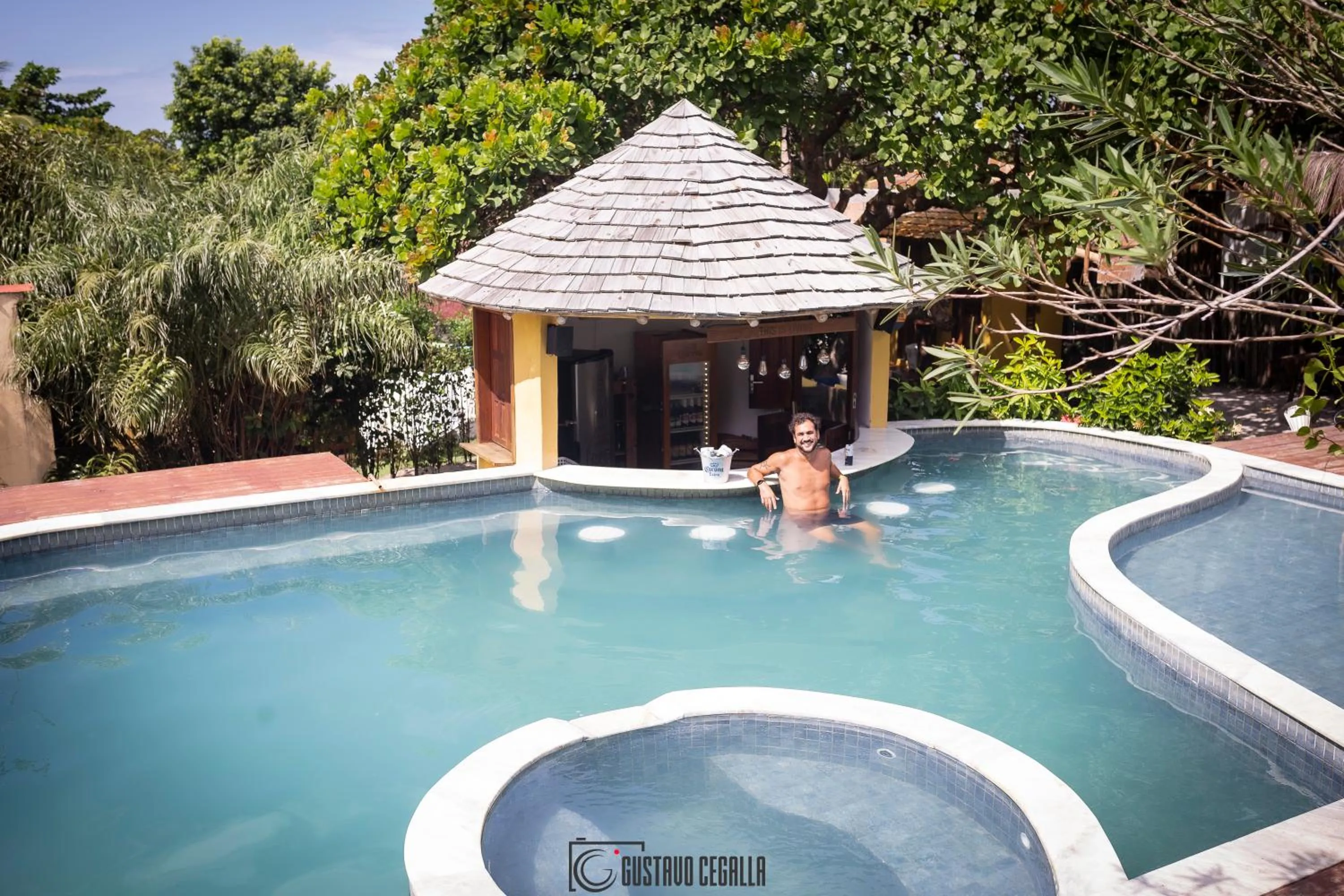 Swimming pool in Pousada Oceano