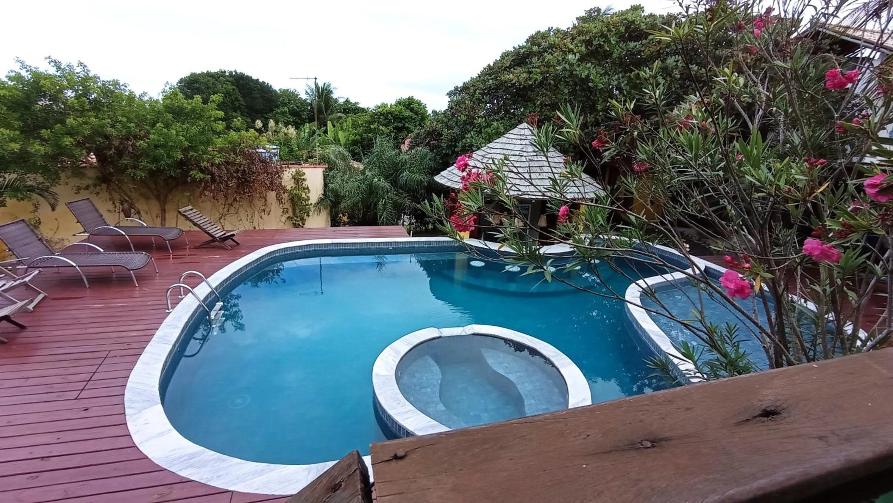 Swimming pool in Pousada Oceano