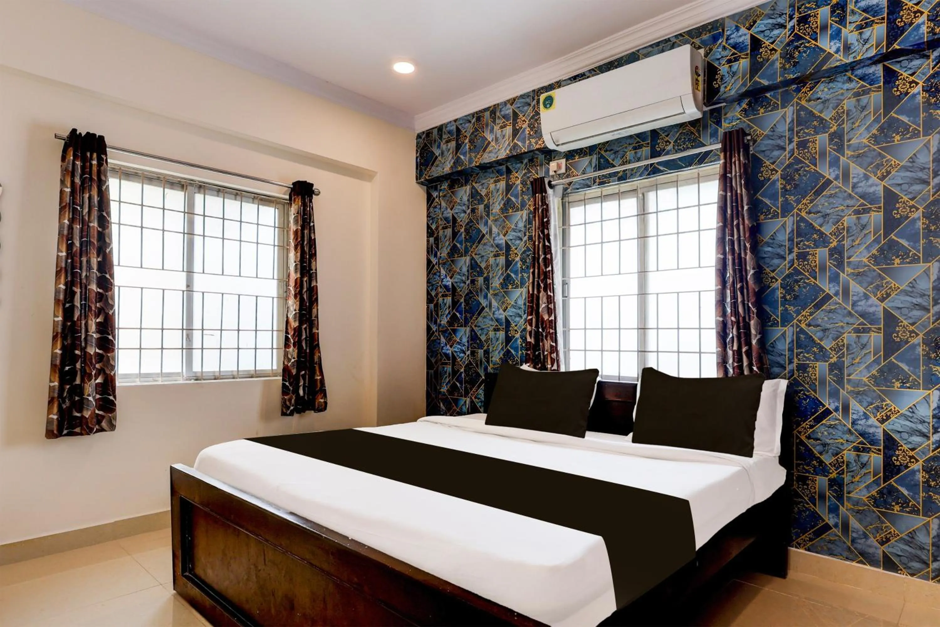 Bedroom, Bed in Hotel O Sai Nivas