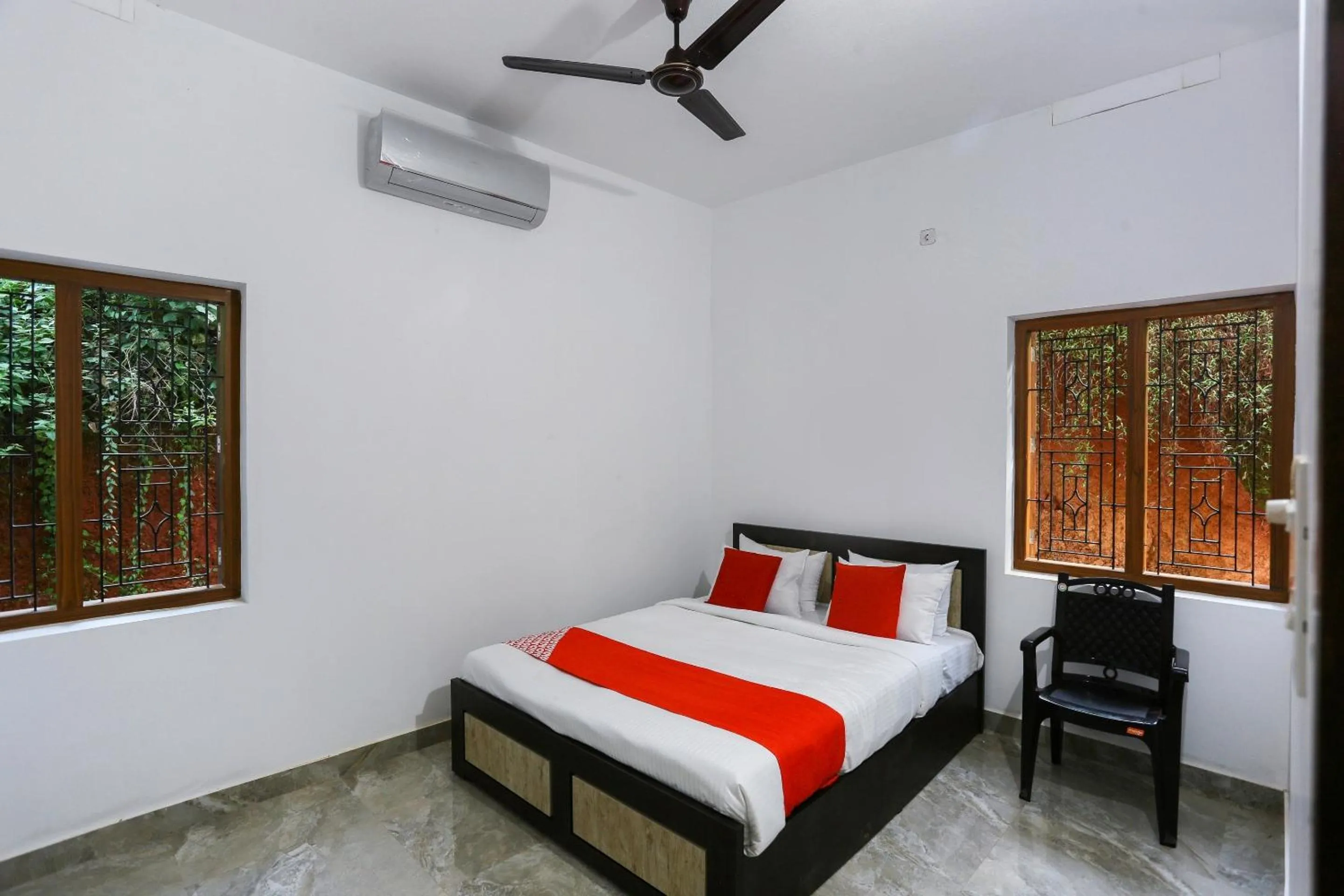 Bedroom, Bed in Hotel O Al Ameen Residency