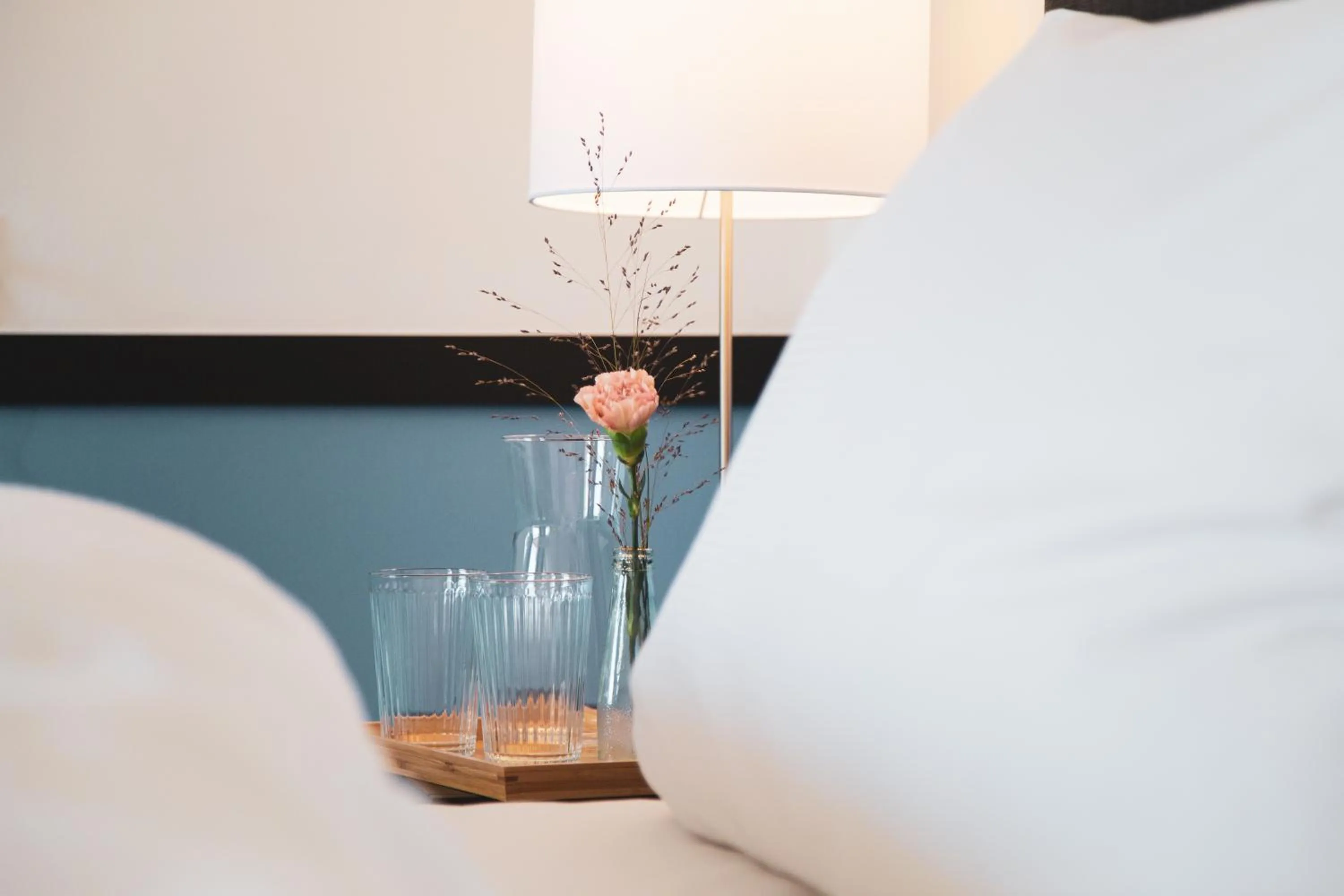 Photo of the whole room, Bed in Pop Up Hotel Krone Zürich