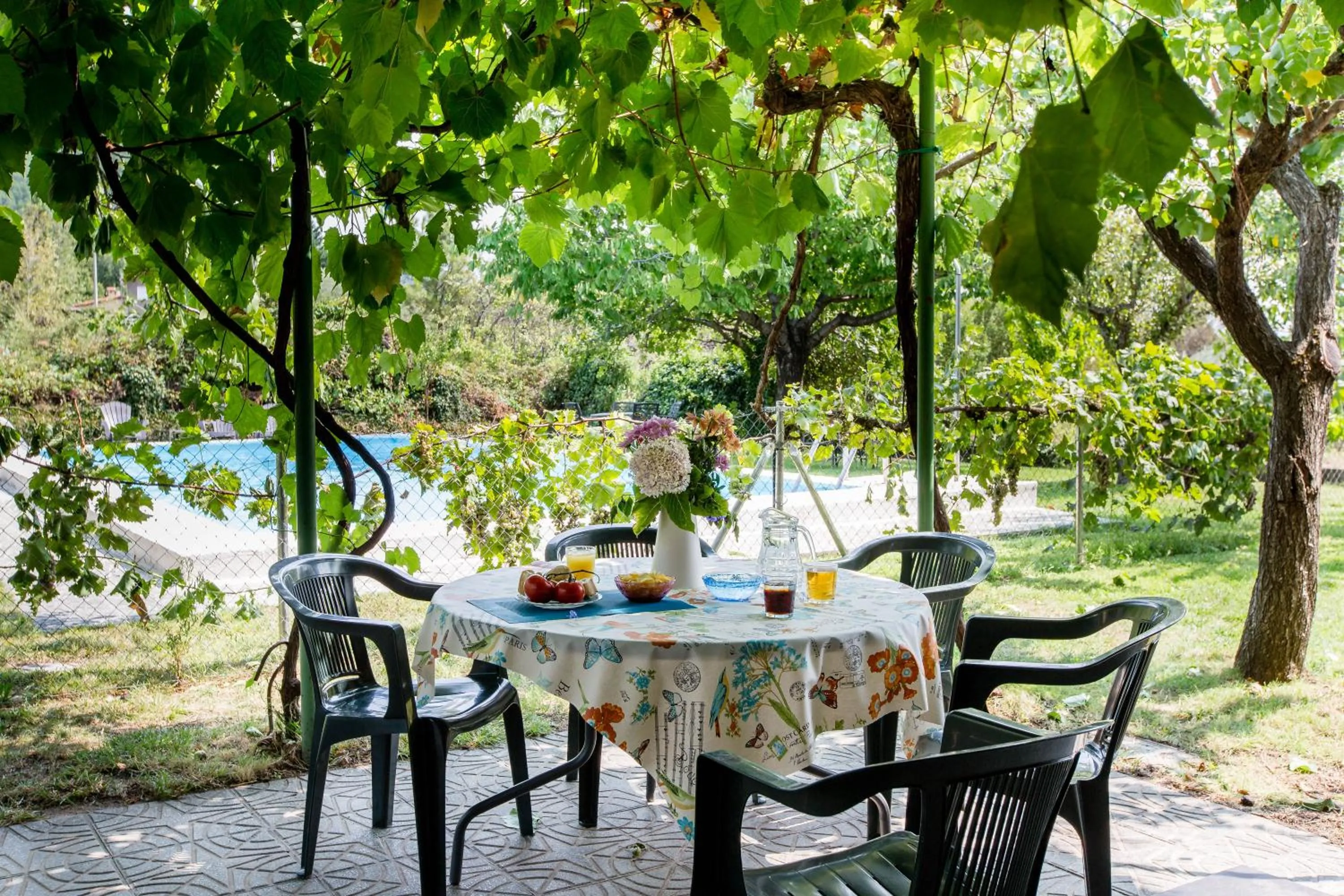 Apartament in Villa-Piedralaves-aMatalasviñas-piscina-4 viviendas