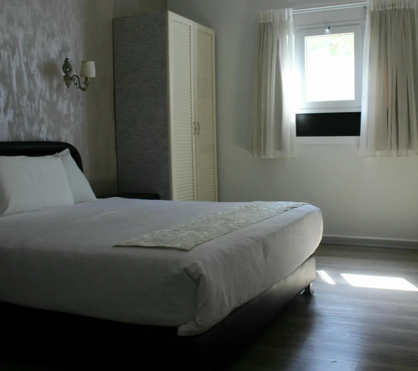 Hotel Alma - Near The Sea