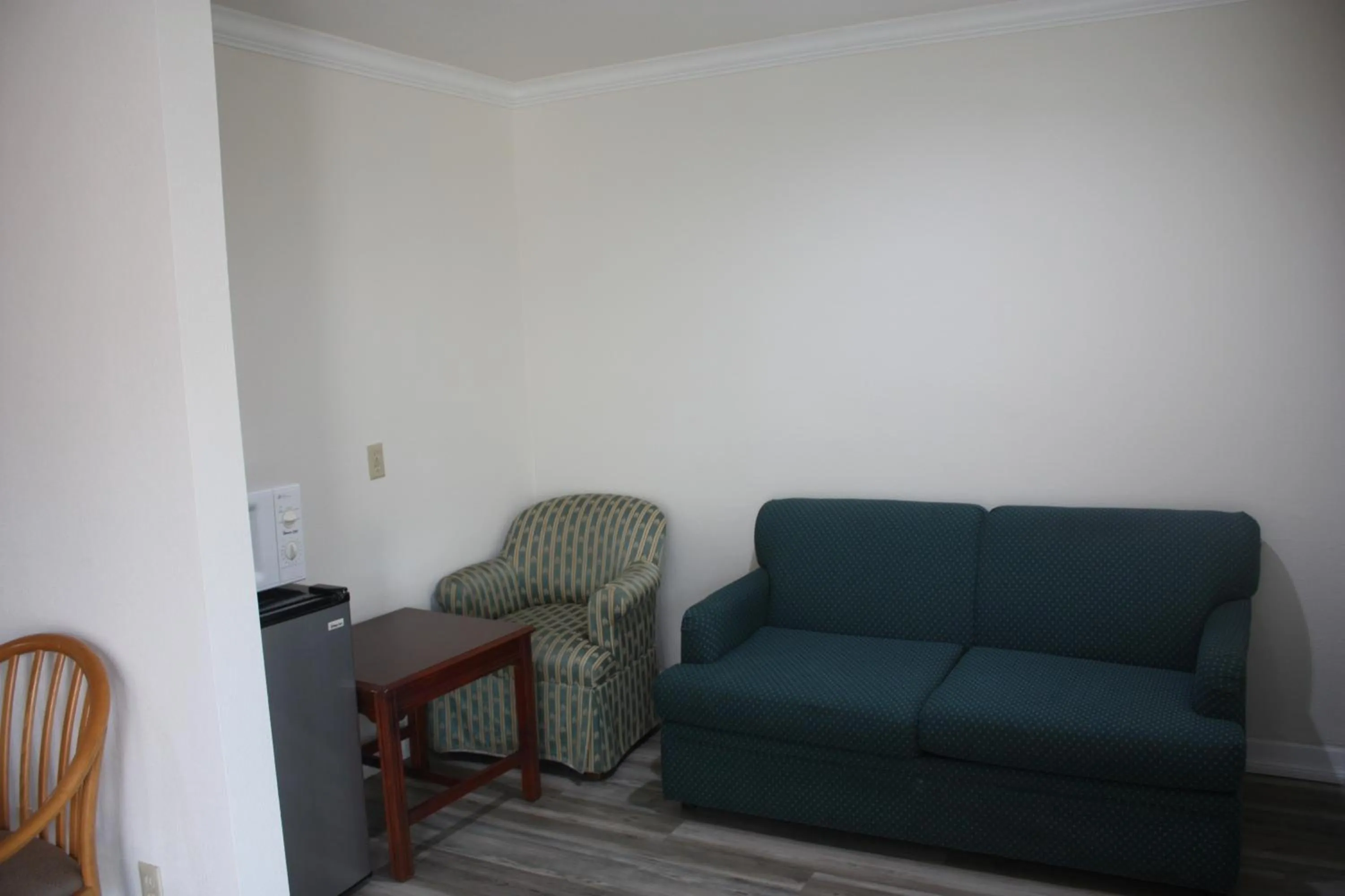 Value Inn & Suites