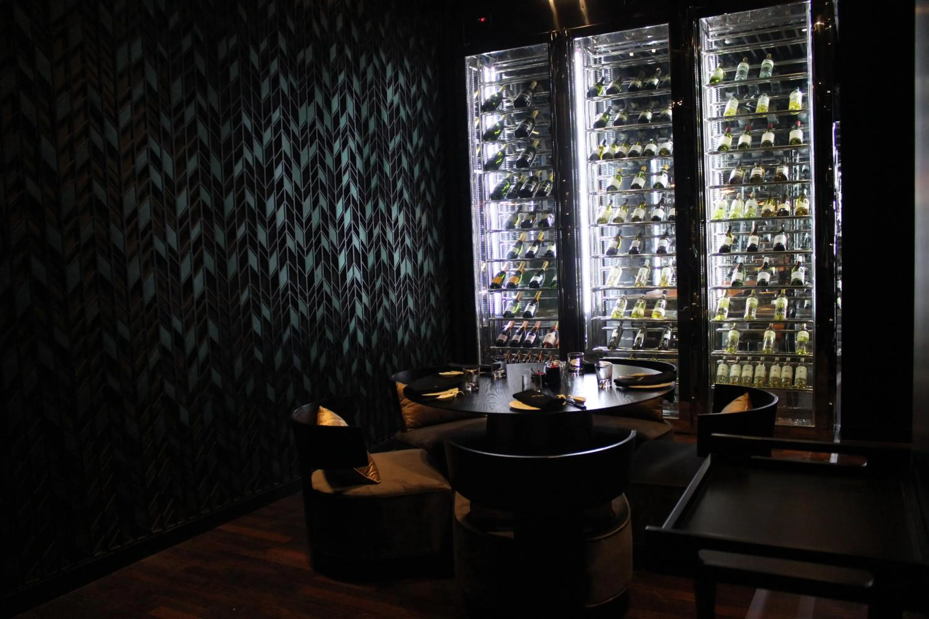 Restaurant/places to eat in Ramee Grand Hotel And Spa