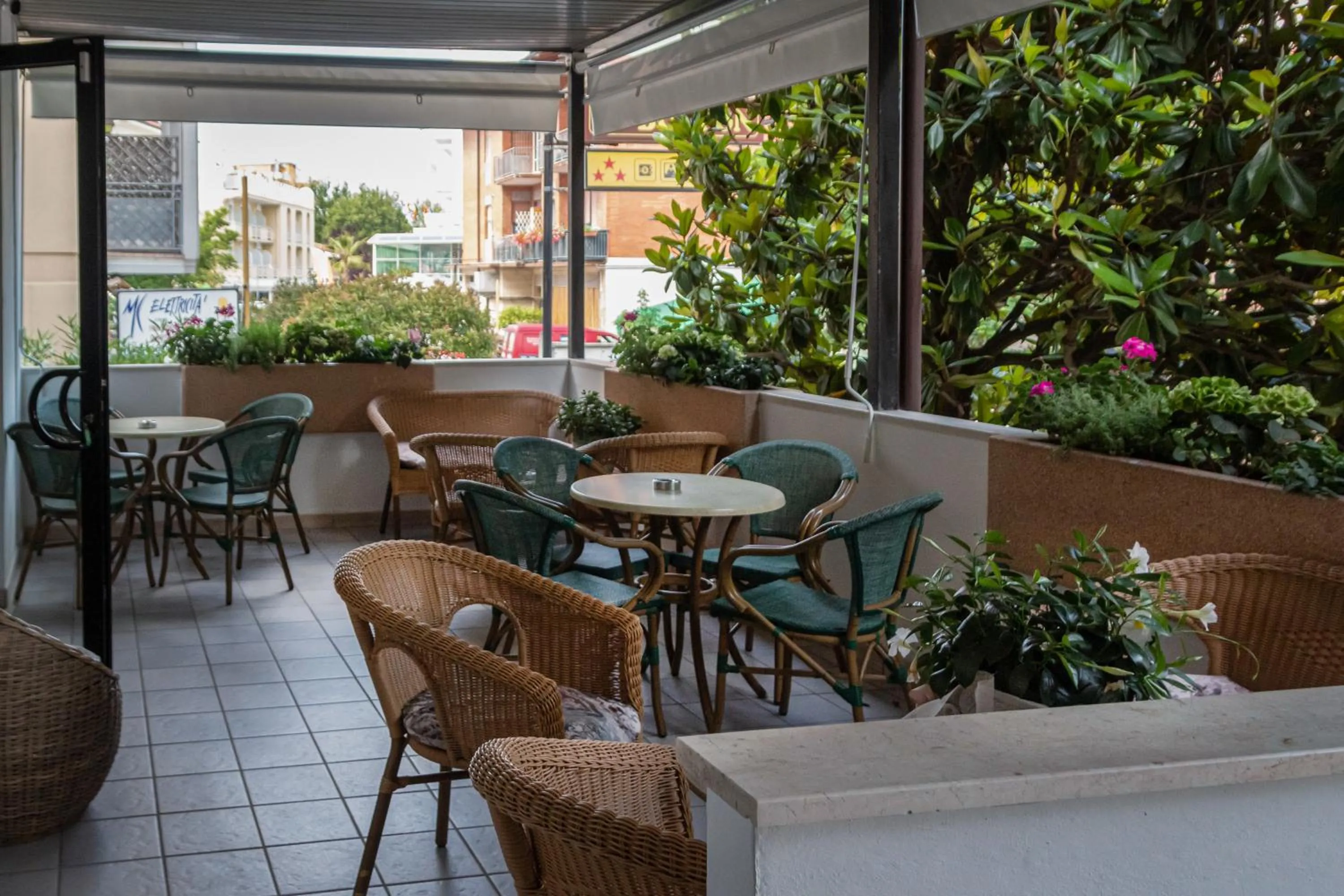 Patio in Hotel Boston