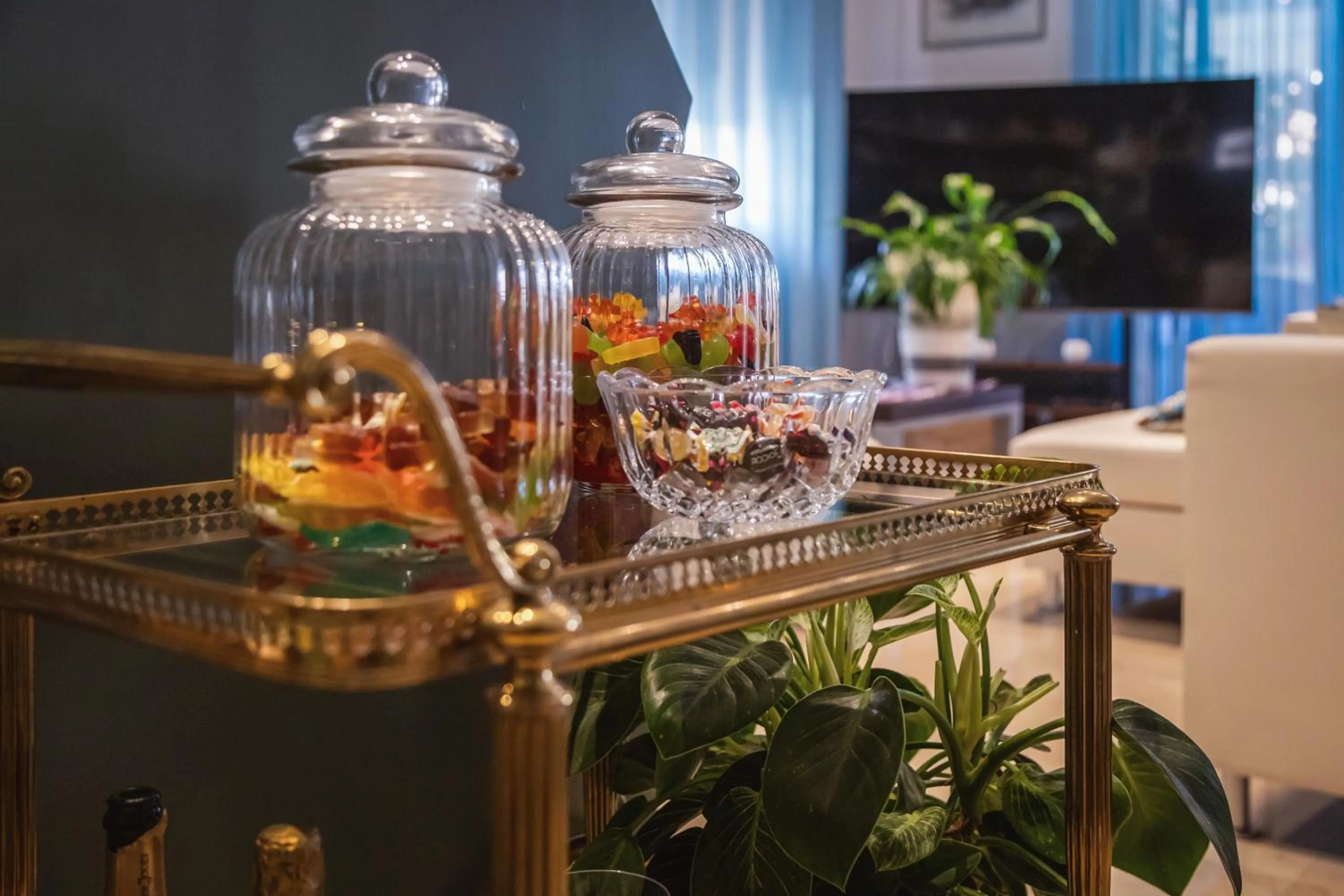 Restaurant/places to eat in Hotel Boston