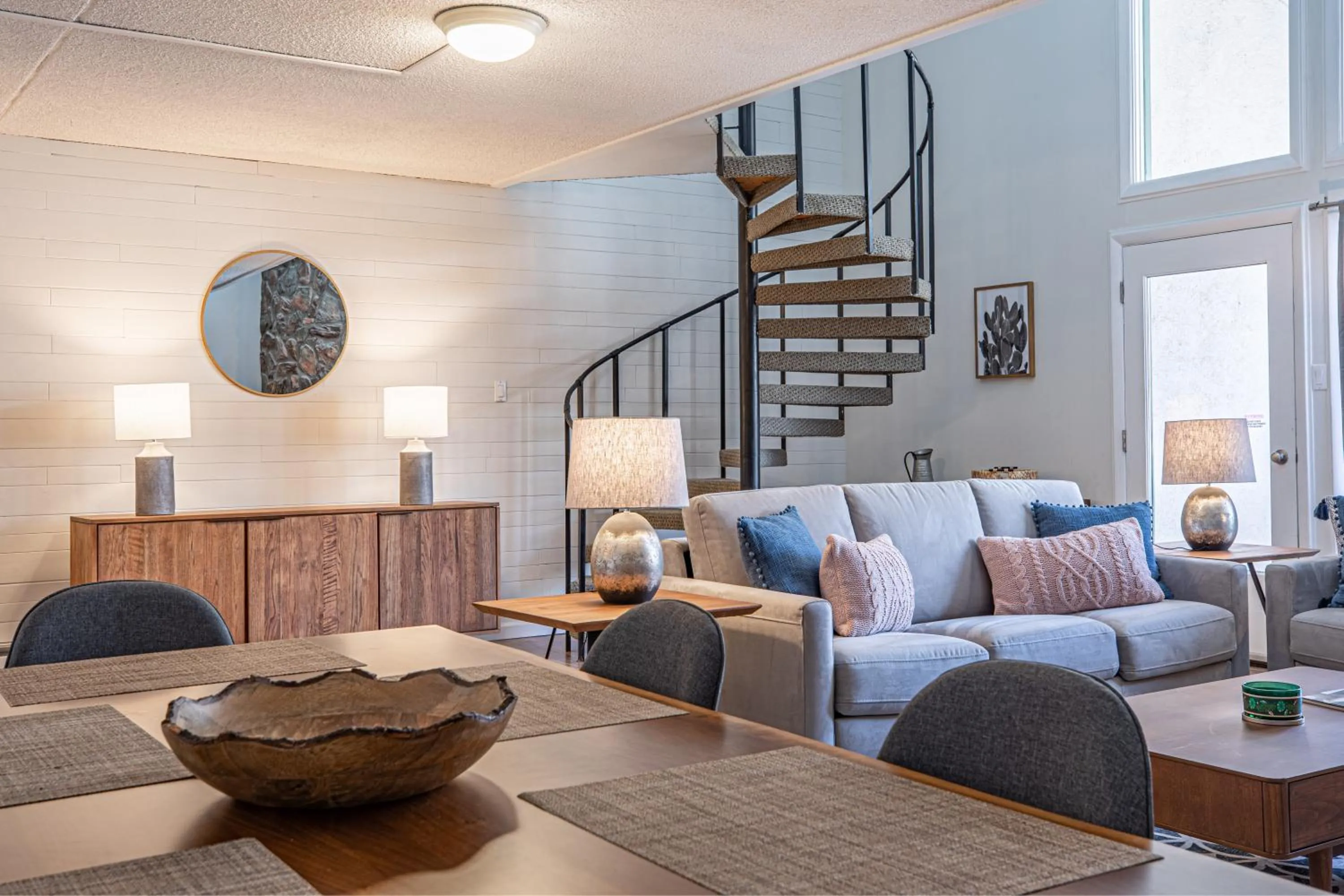 Living room in Evergreen Lodge at Vail
