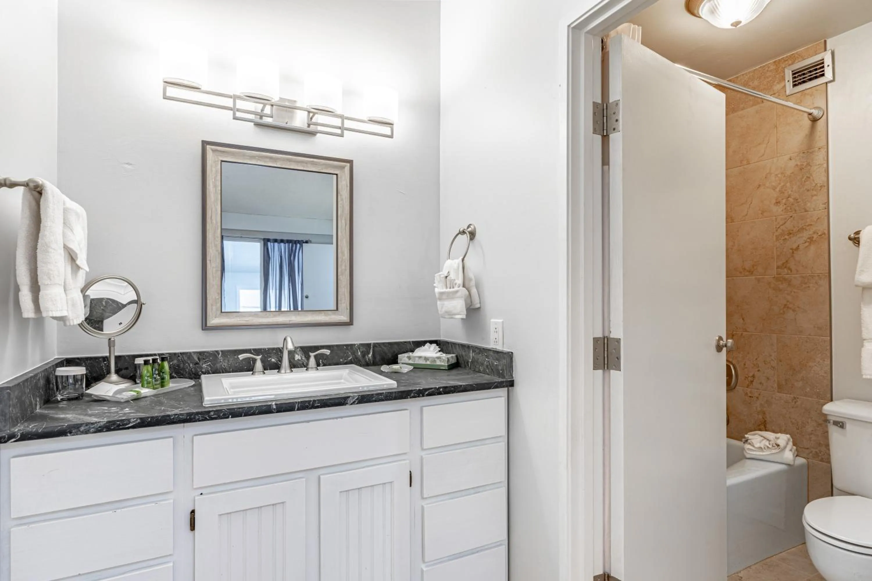 Bathroom in Evergreen Lodge at Vail