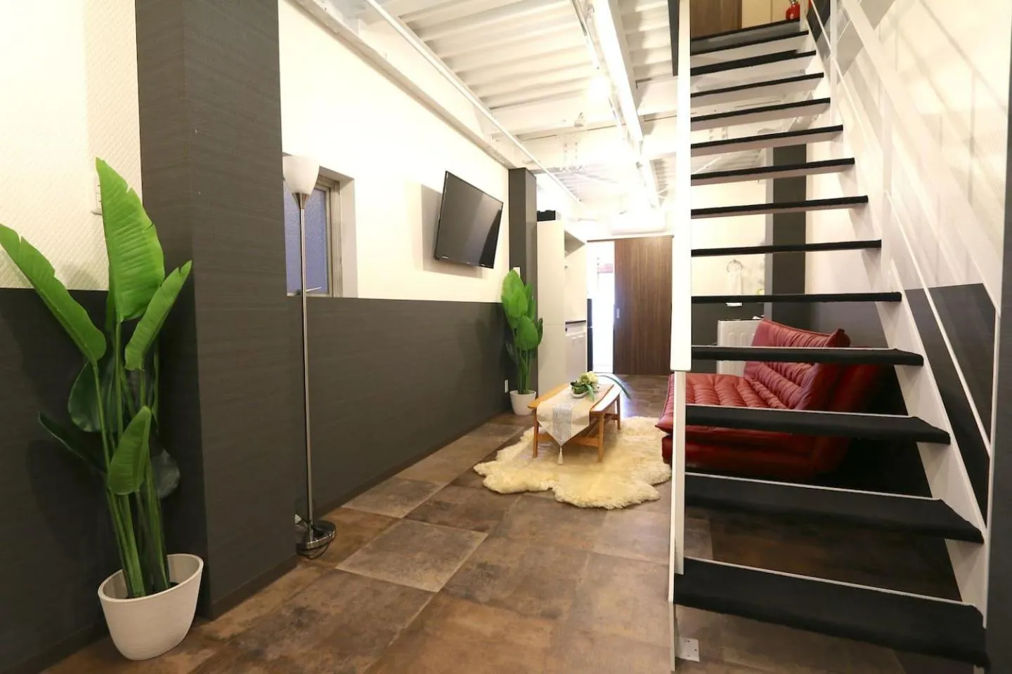 TV and multimedia in EK1 Elizabeth Garden Kuromon