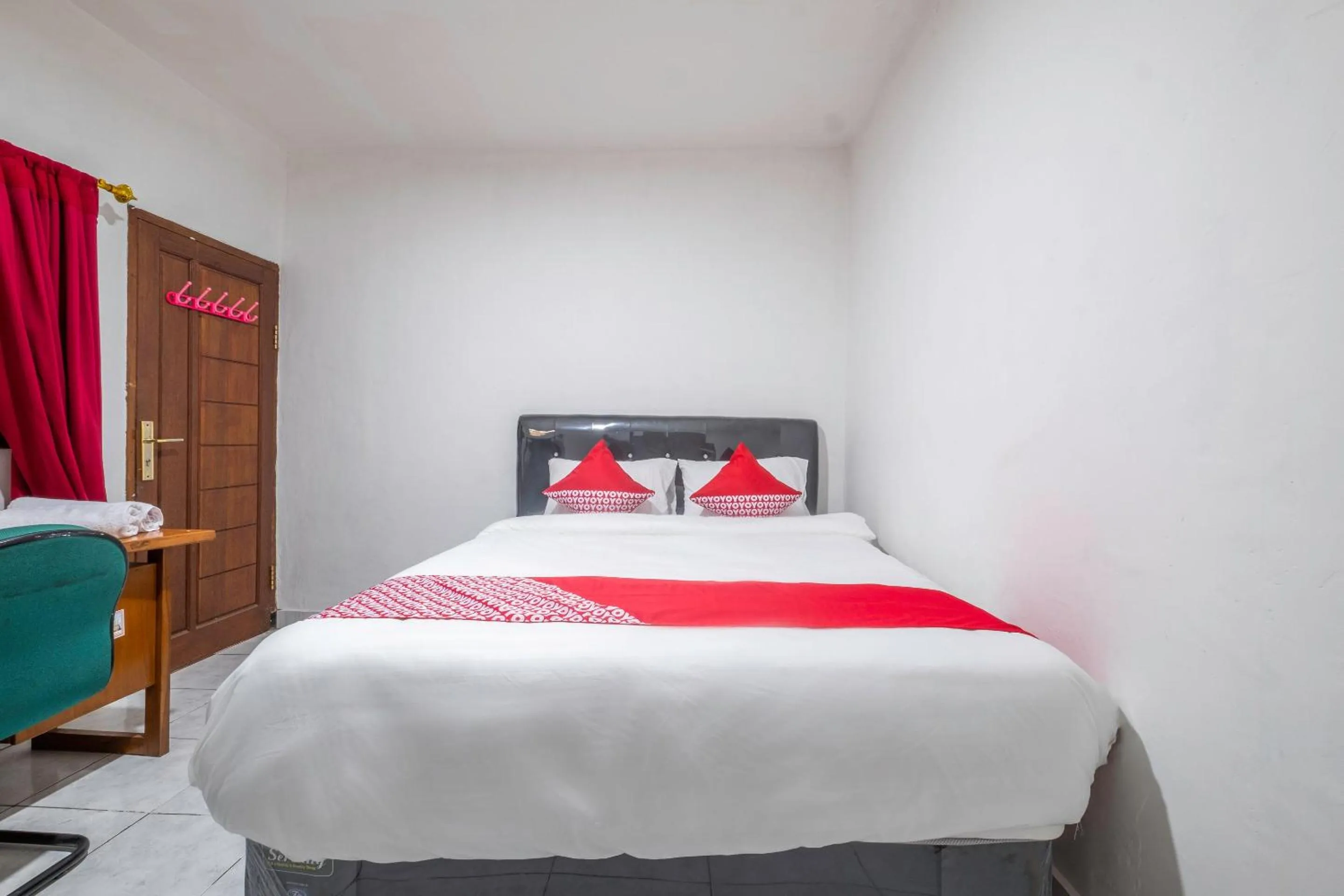 Bedroom in OYO Life 2391 Baladewa Residence Syariah