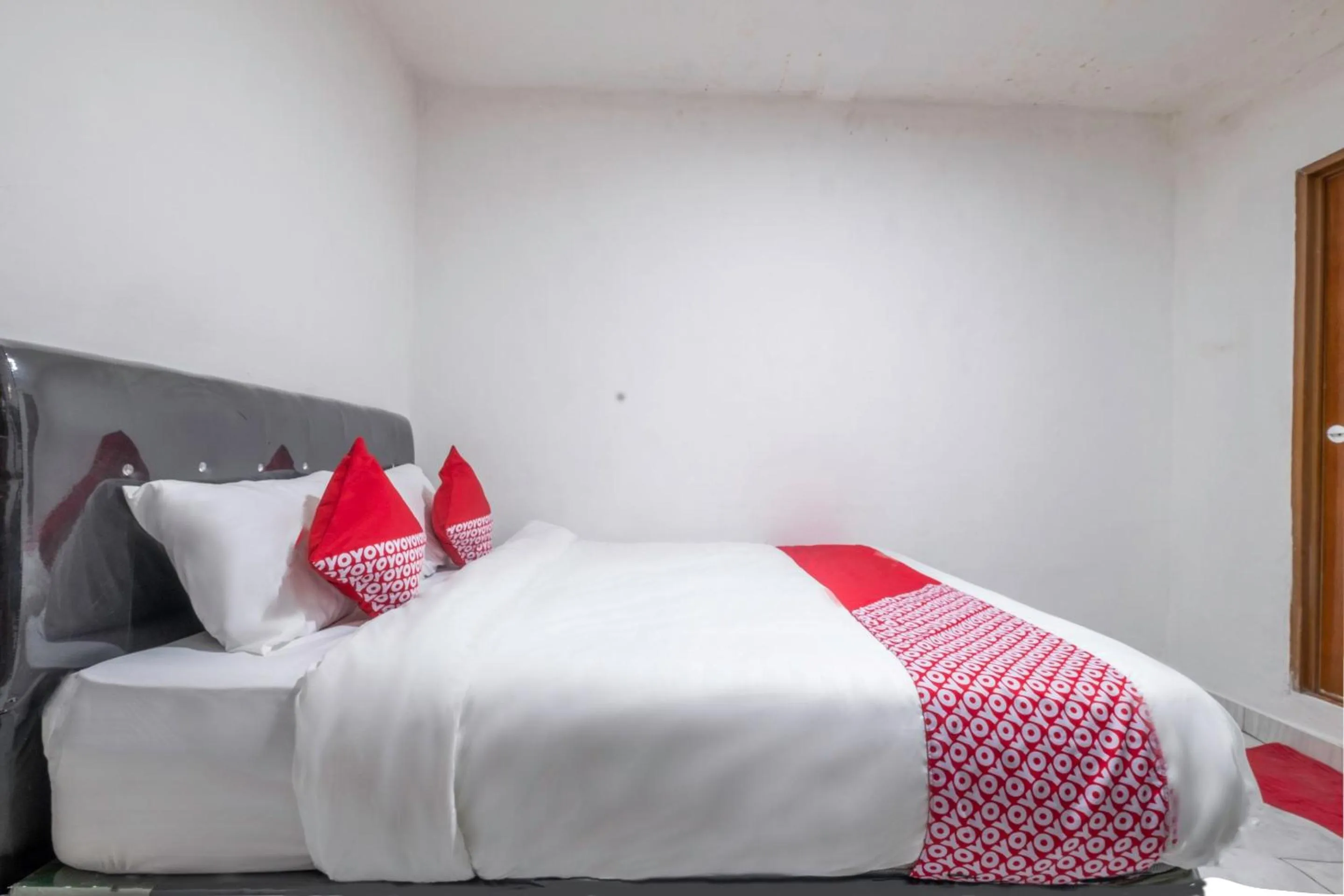 Bedroom in OYO Life 2391 Baladewa Residence Syariah