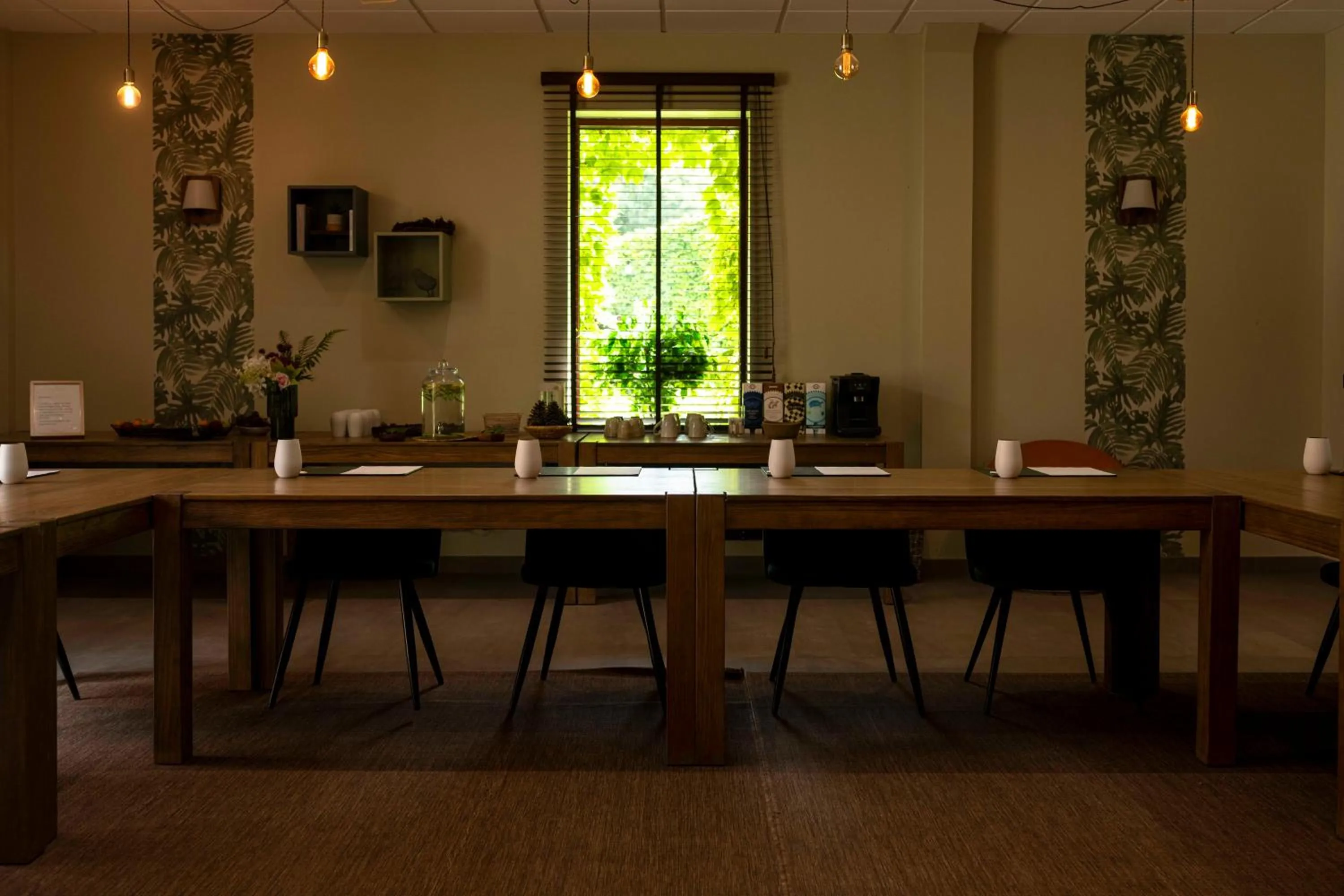 Meeting/conference room in Loire Valley Lodges - Hotel