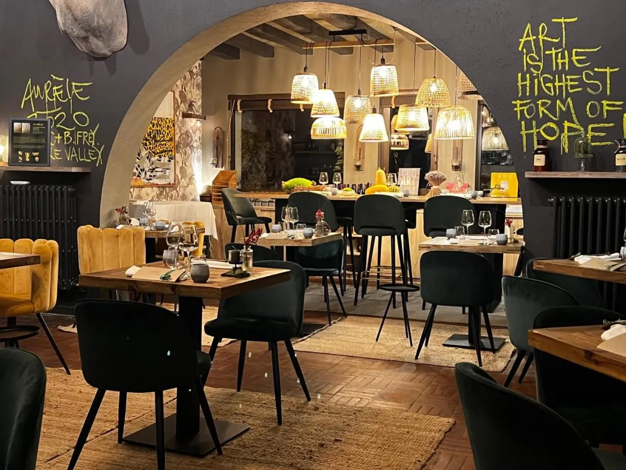 Restaurant/places to eat in Loire Valley Lodges - Hotel